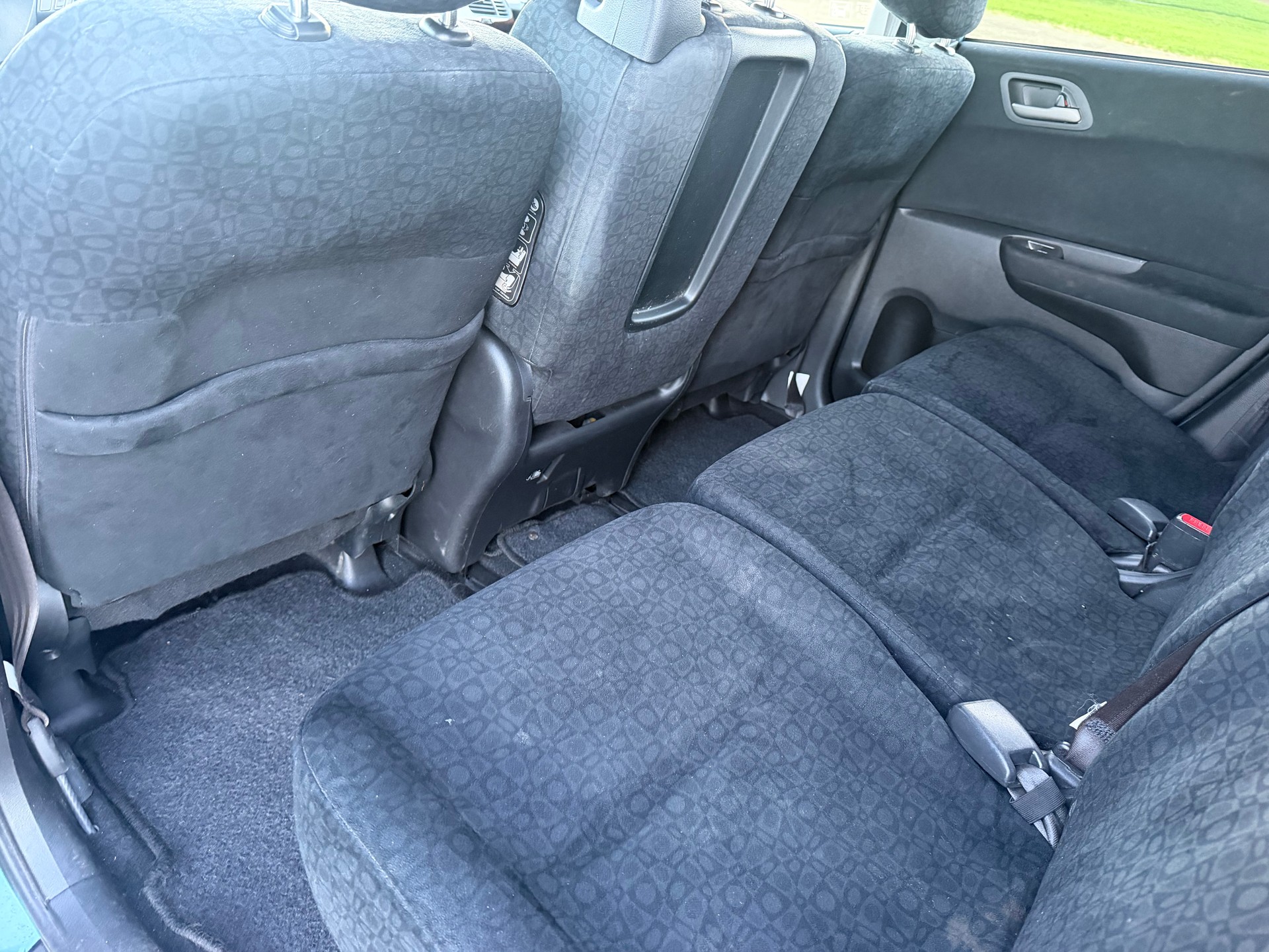 HONDA FR-V 2.0 Executive-image-13