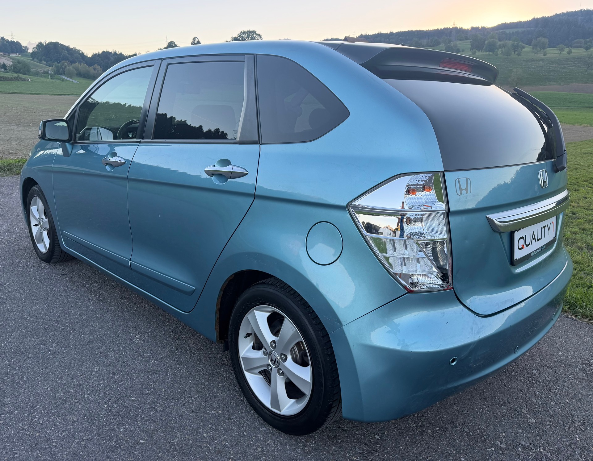 HONDA FR-V 2.0 Executive-image-4