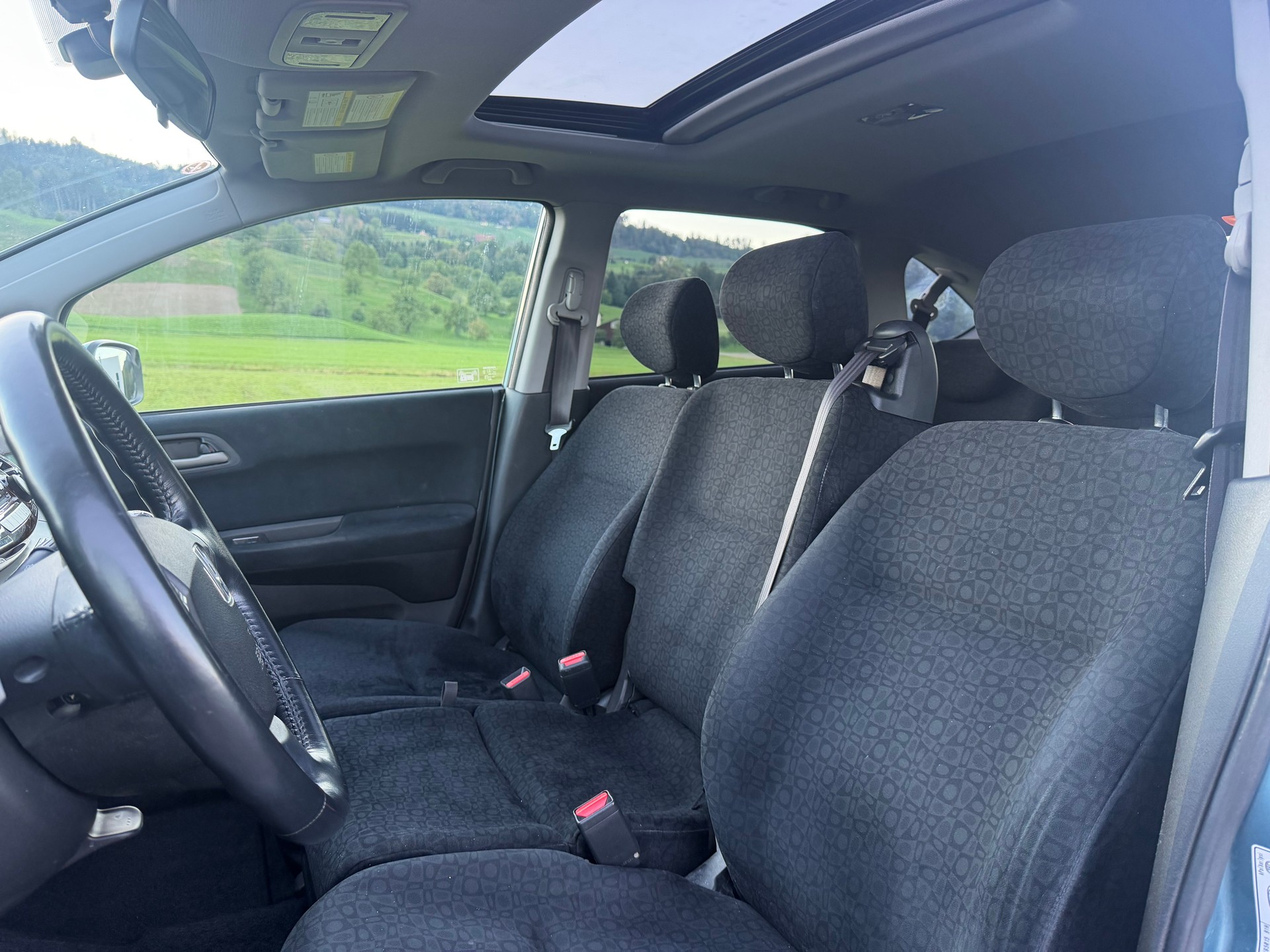 HONDA FR-V 2.0 Executive-image-9