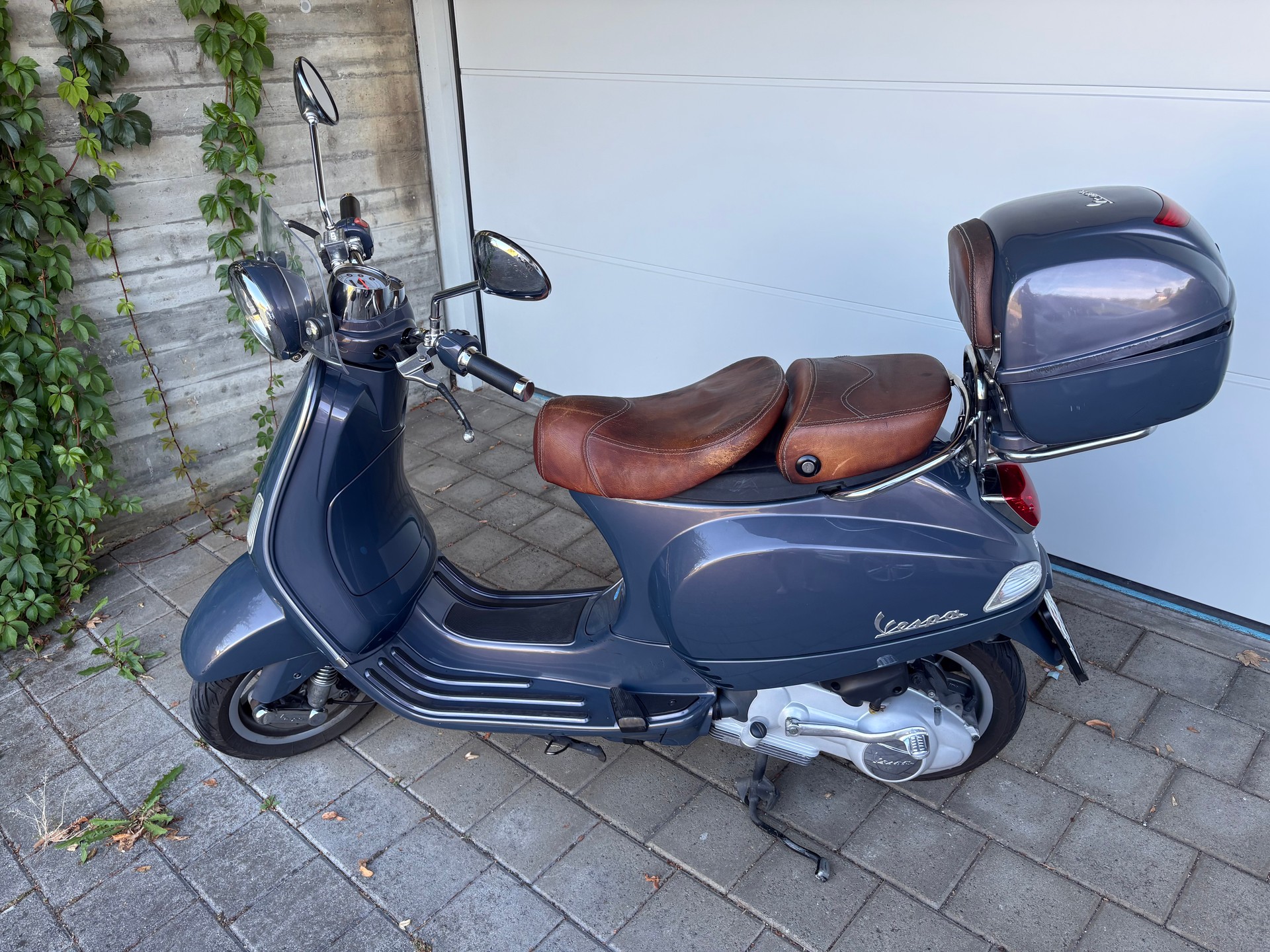 PIAGGIO Vespa 125 LXV-image-1