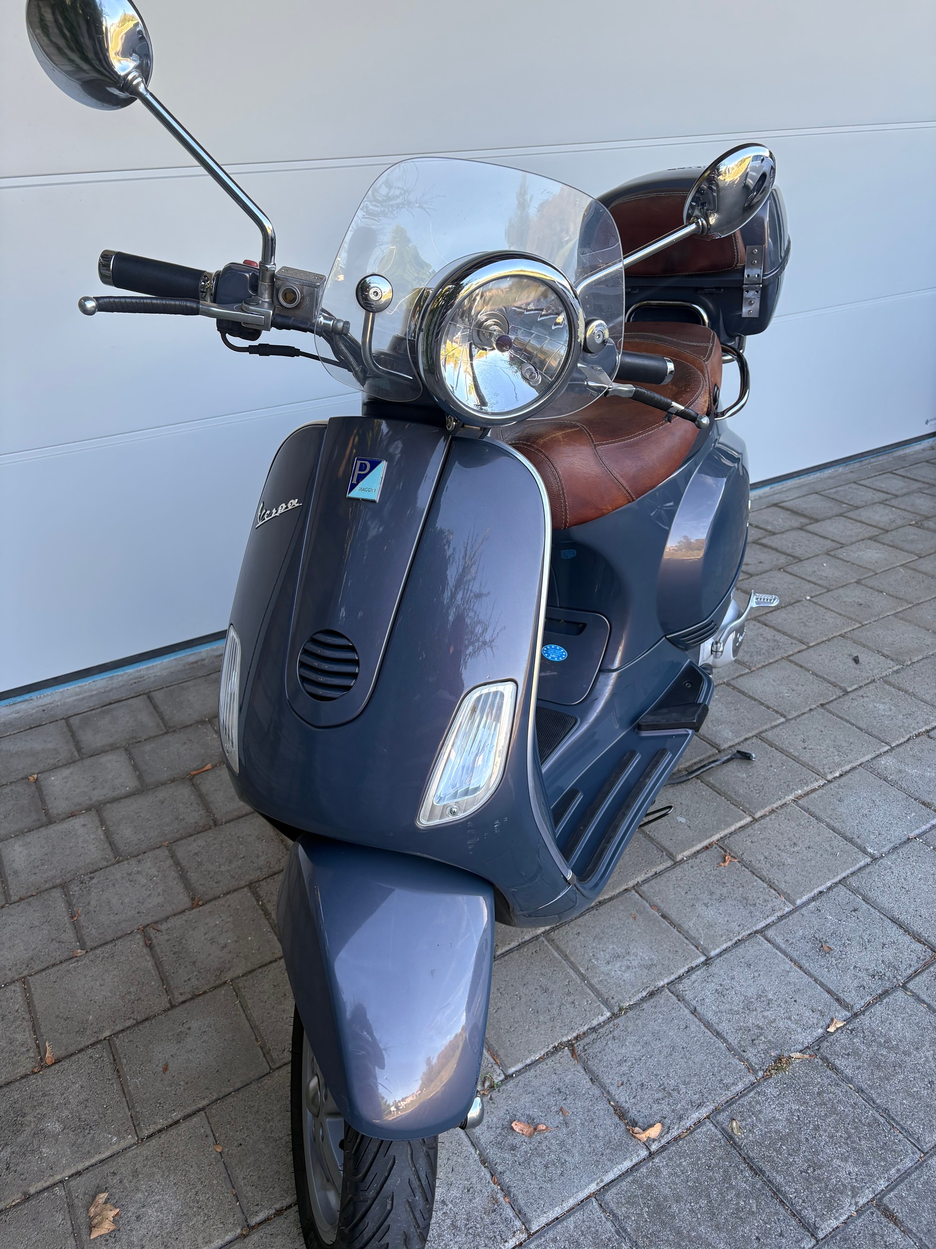 PIAGGIO Vespa 125 LXV-image-0