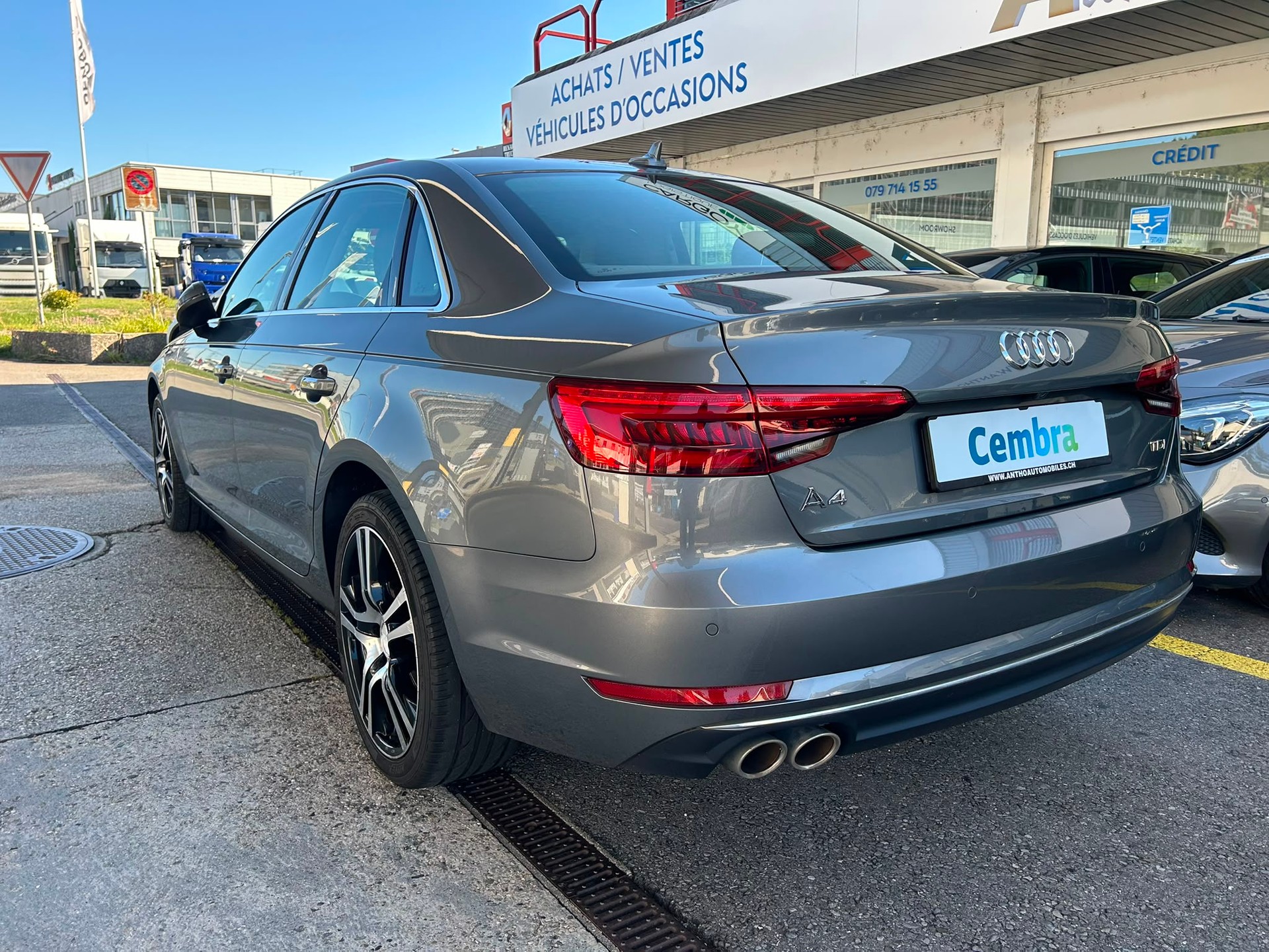 AUDI A4 Limousine 3.0 TDI Design S-tronic-image-3