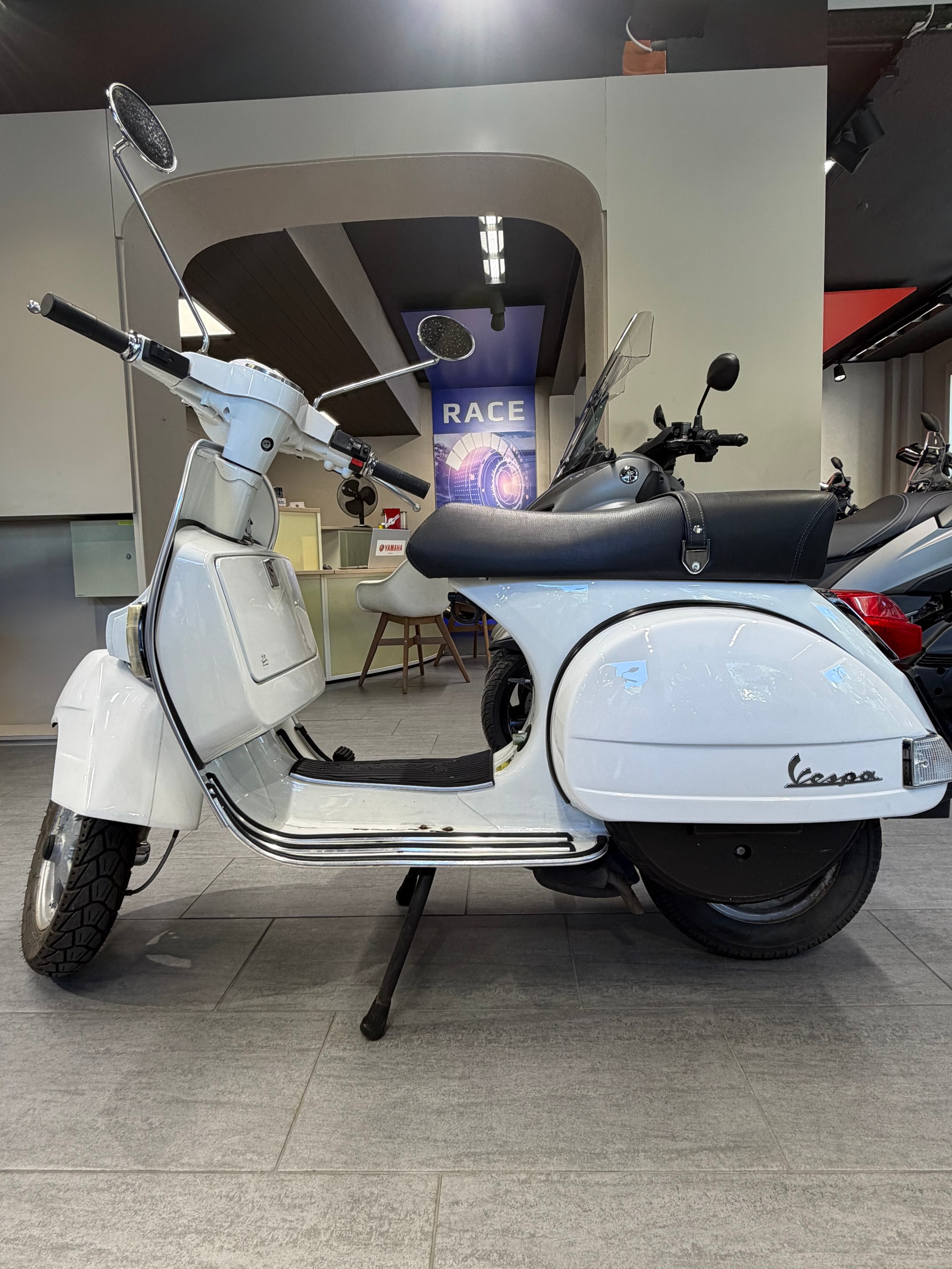 PIAGGIO Vespa PX 125-image-2