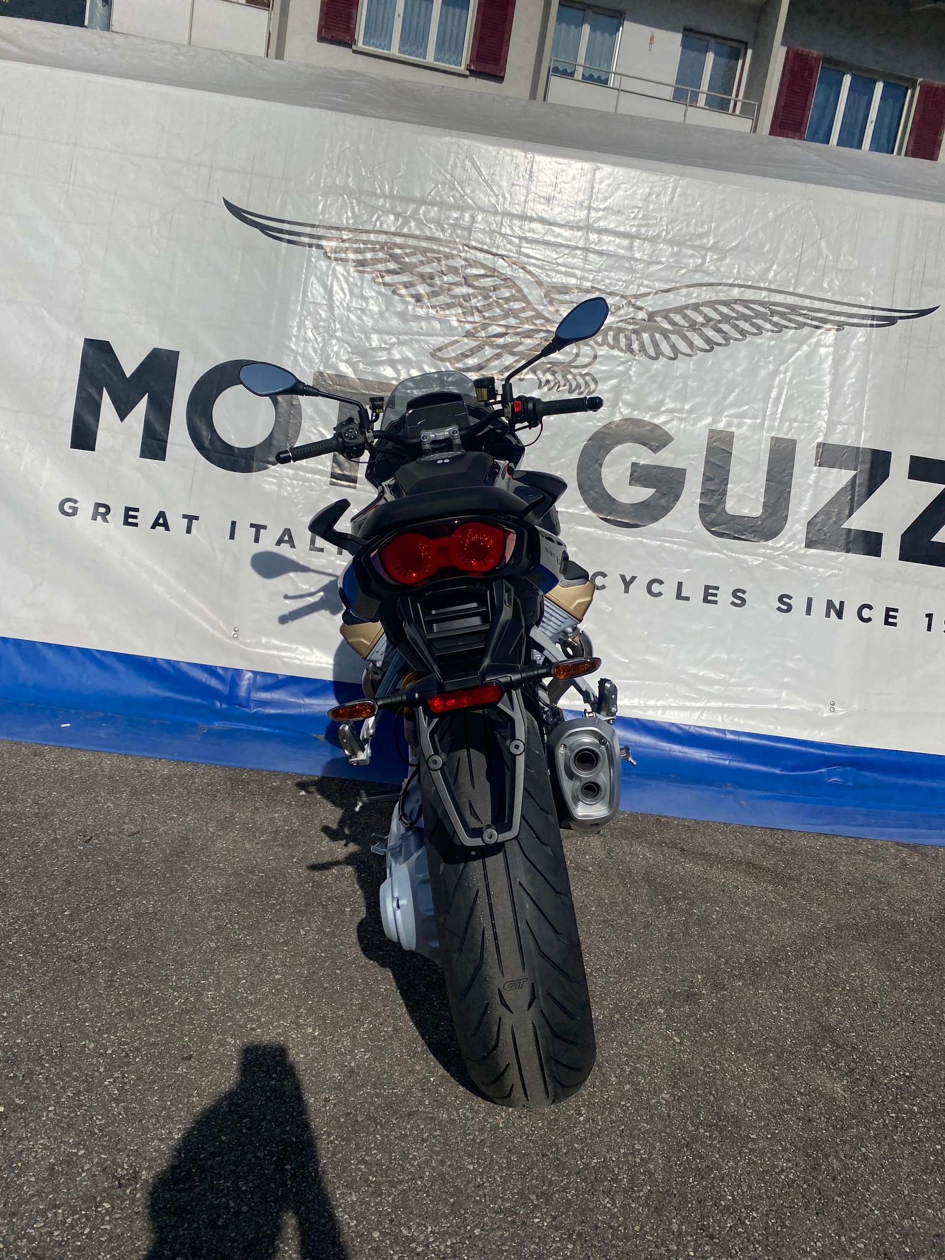 MOTO GUZZI V100 Mandello S-image-10