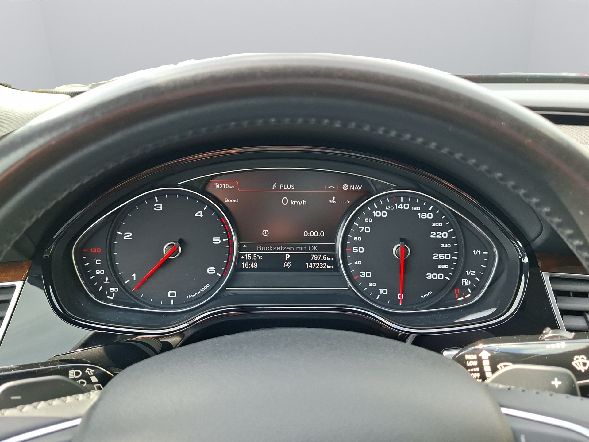 AUDI A8 3.0 TDI ultra quattro tiptronic-image-15