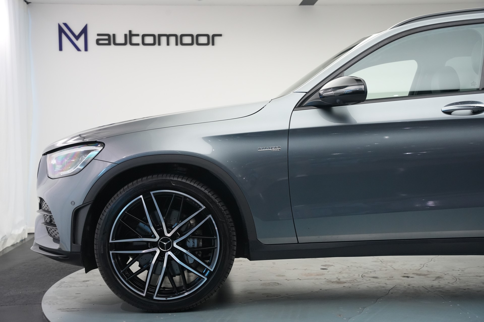 MERCEDES-BENZ GLC 43 AMG 4Matic 9G-Tronic *CH-Fahrzeug* *Pano* *Burmester*-image-42