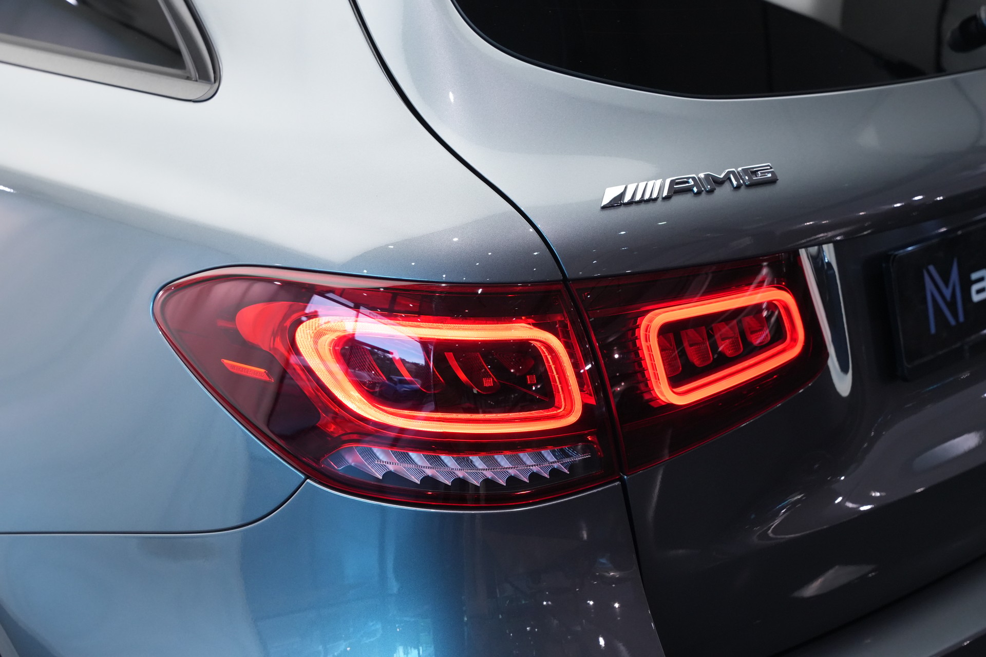 MERCEDES-BENZ GLC 43 AMG 4Matic 9G-Tronic *CH-Fahrzeug* *Pano* *Burmester*-image-41