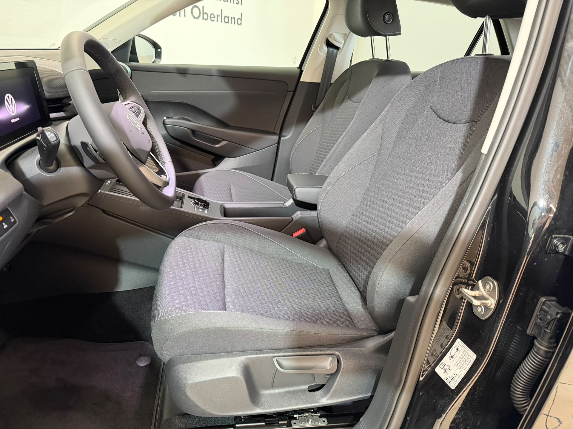 VW T-Roc 1.5 eTSI mHEV Trend DSG-image-9