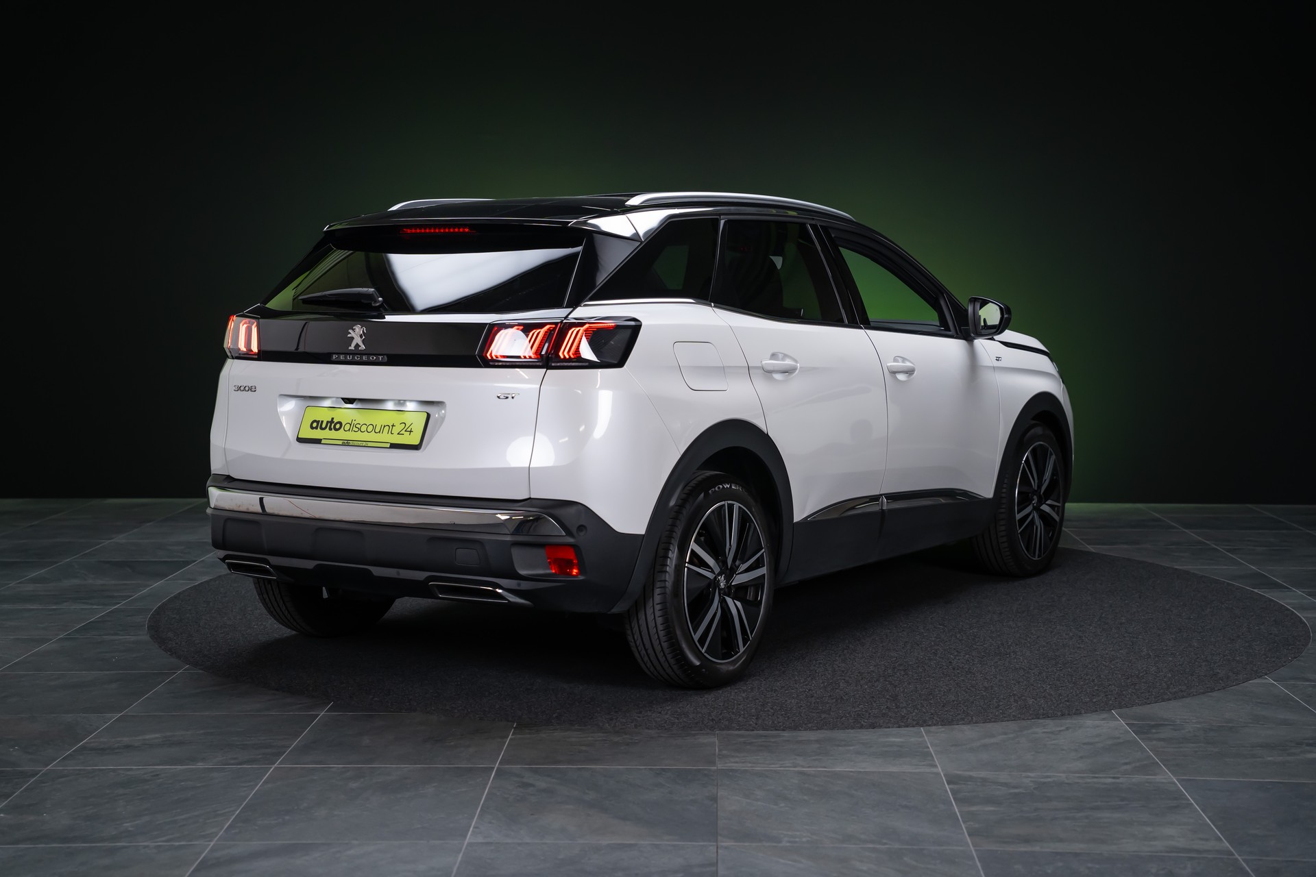 PEUGEOT 3008 1.6 PureTech GT Pack / CH-Fahrzeug / Panorama-Schiebedach / 360°Kamera-image-4