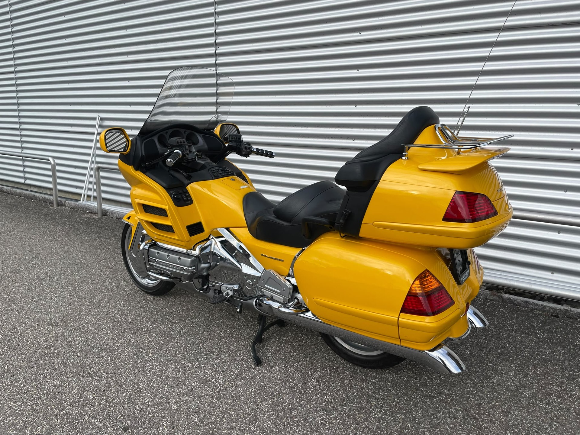 HONDA GL 1800 A Goldwing-image-3