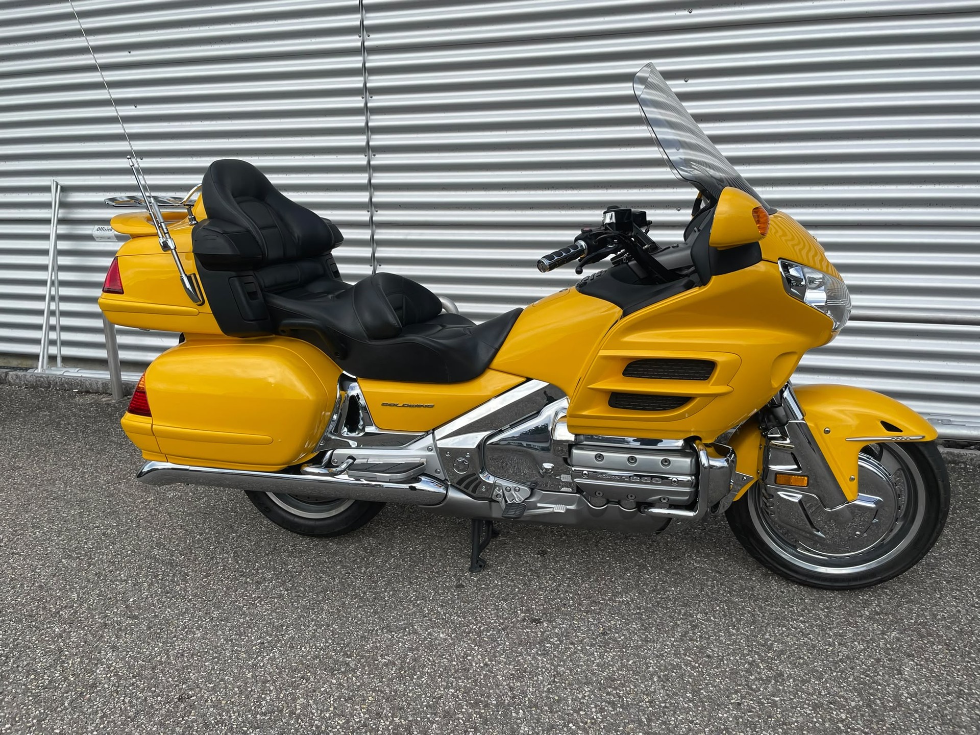 HONDA GL 1800 A Goldwing-image-9