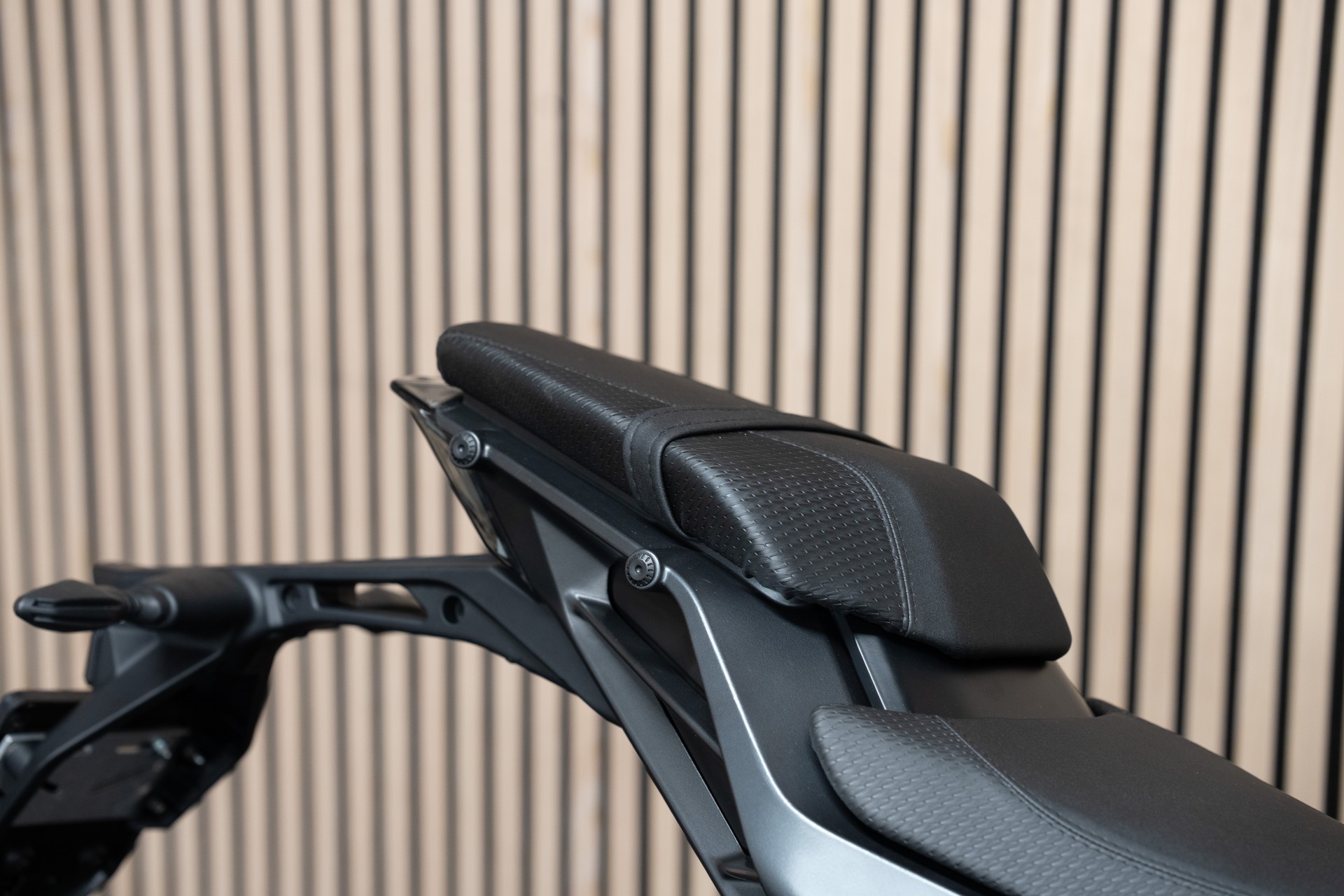 KTM 125 Duke mit Fahrwerkstieferlegung - Sitzhöhe nur 775mm!-image-4