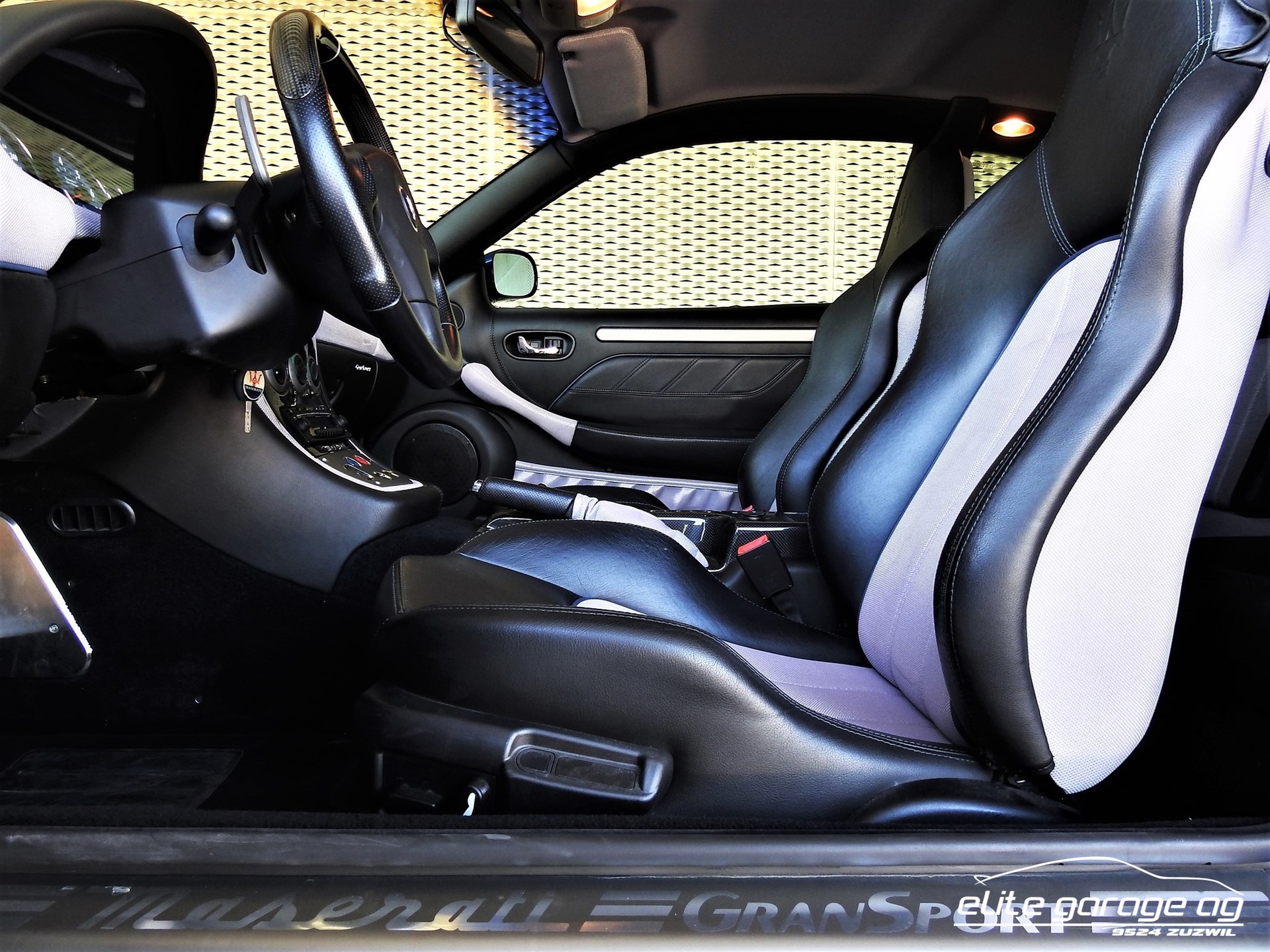 MASERATI Coupé GranSport-image-10