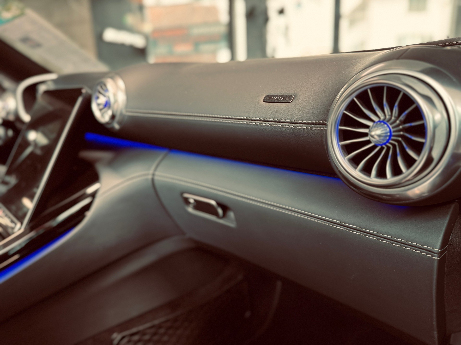 MERCEDES-BENZ AMG SL 63 4M Speedshift MCT-image-12
