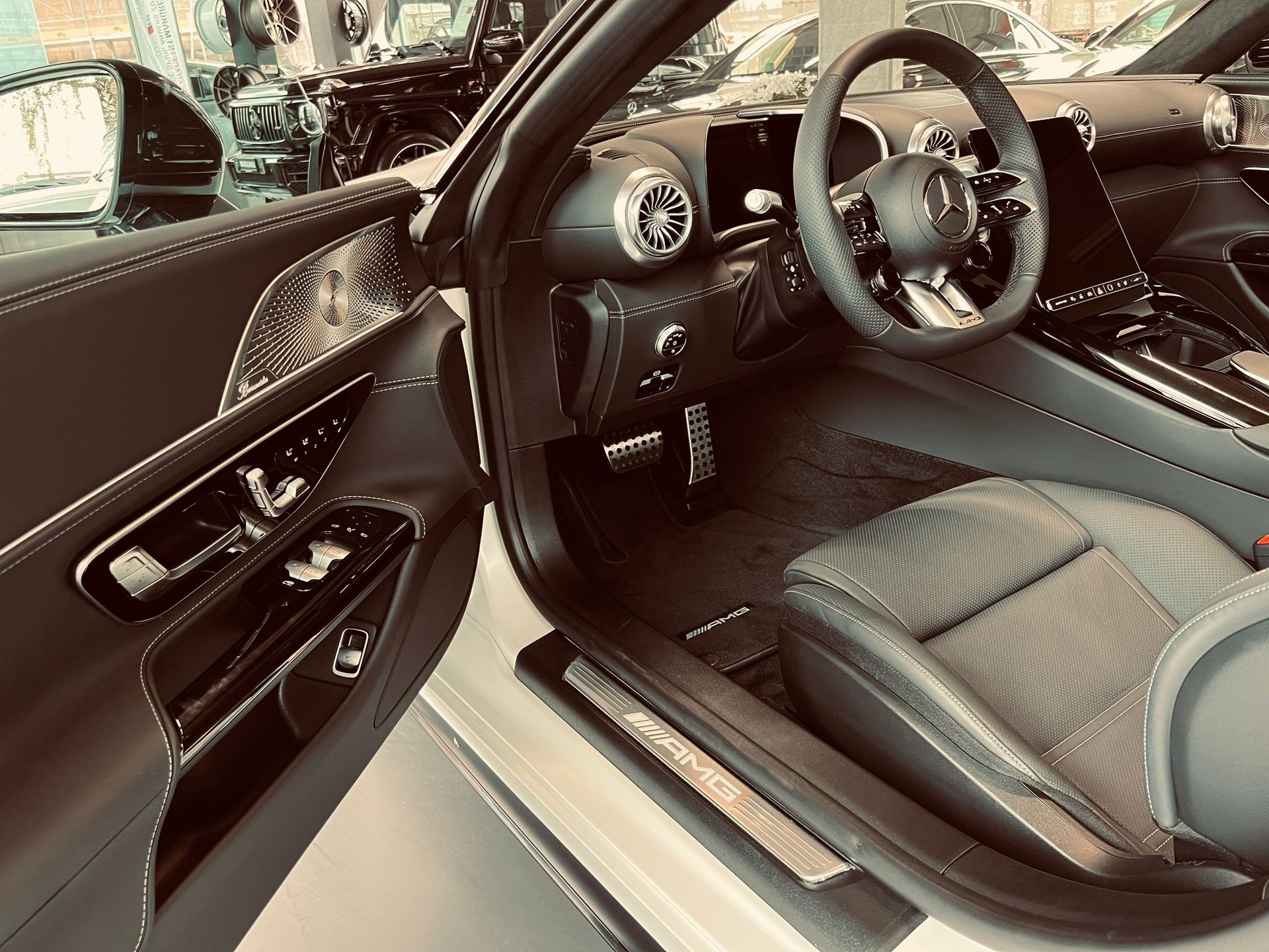 MERCEDES-BENZ AMG SL 63 4M Speedshift MCT-image-8