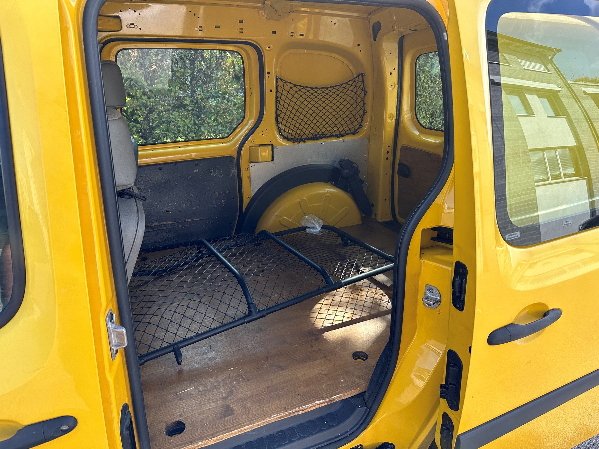 RENAULT Kangoo 1.6 90-image-9