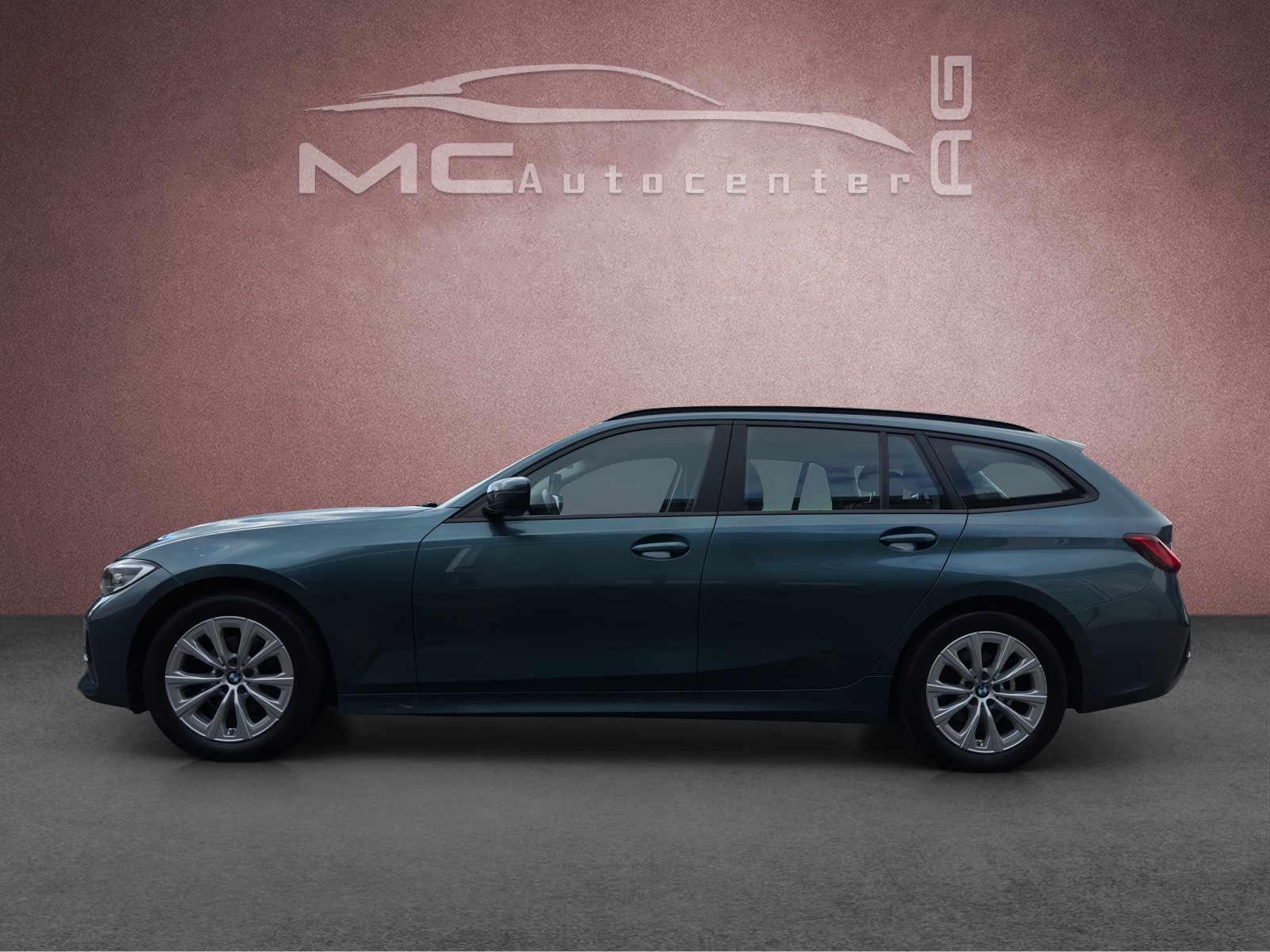 BMW 320d xDrive Touring Sport Line Steptronic-image-1