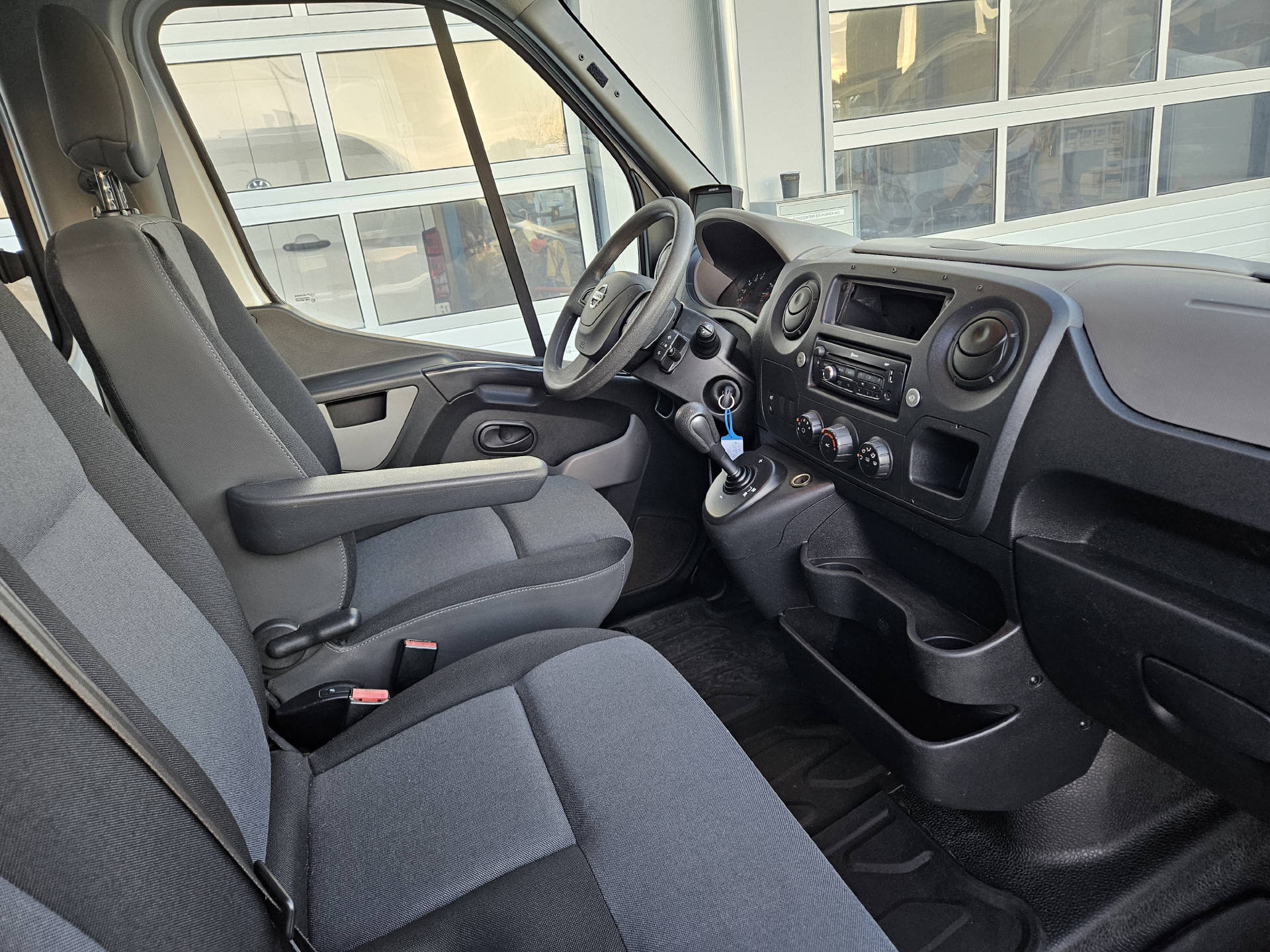 NISSAN NV400 3.5 DKab.-Pick-up Lang 2.3 dCi 145 Base * Klima * Rückfahrkamera * Garantie * 7- Plätzer *-image-12