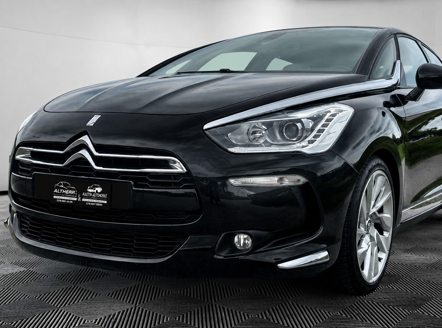 DS AUTOMOBILES DS5 1.6 Turbo Sport Chic-showroom-element-3
