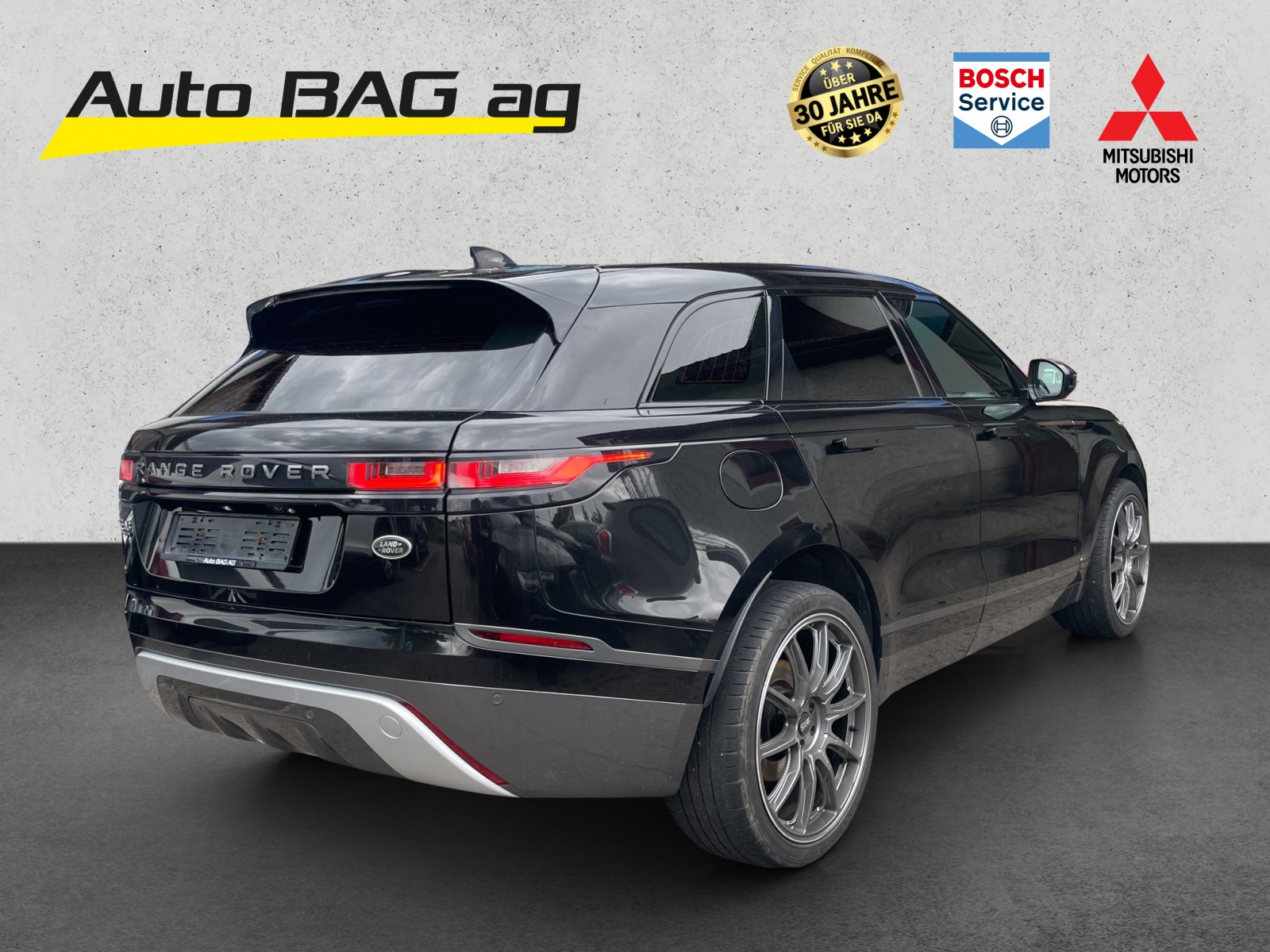 LAND ROVER Range Rover Velar 2.0 T R-Dynamic S-image-4