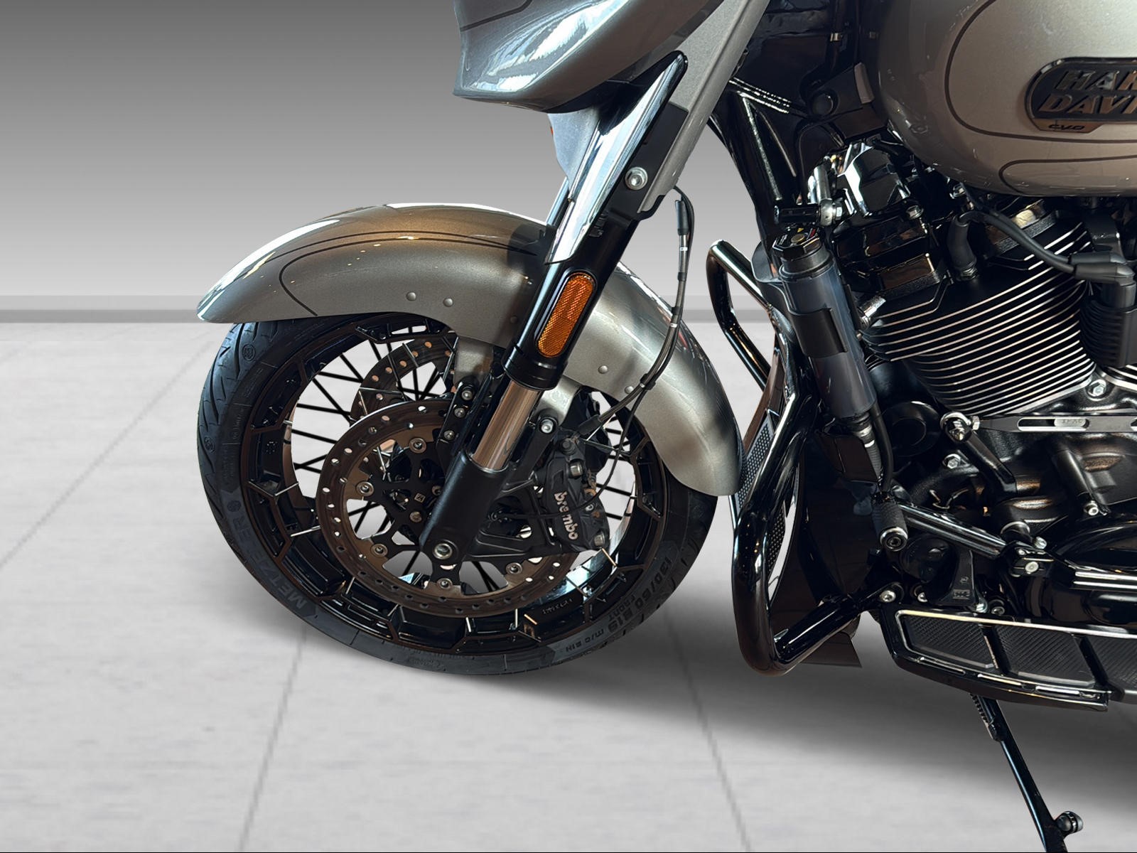 HARLEY-DAVIDSON FLHXSE Street Glide CVO 121-image-5