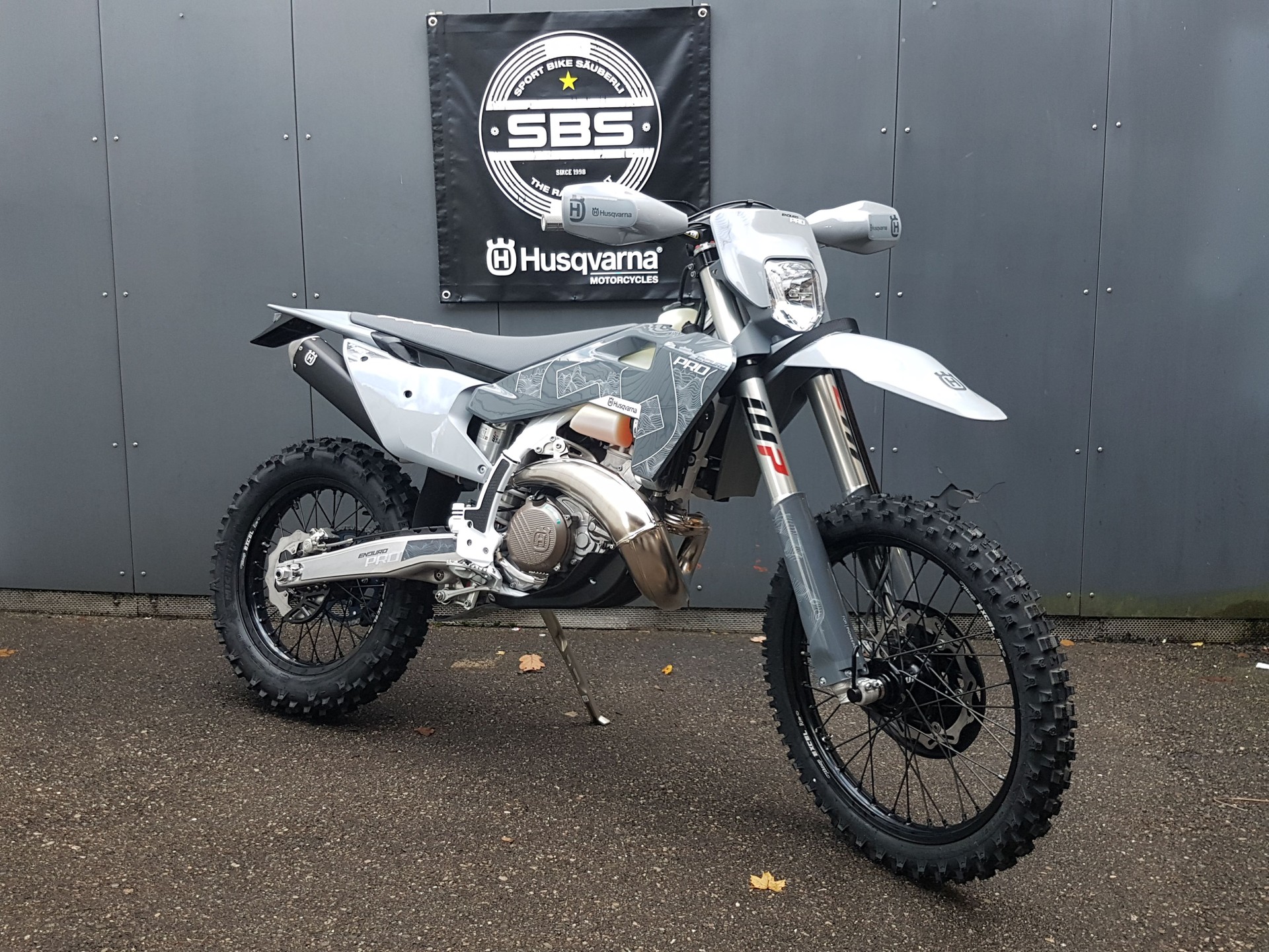 HUSQVARNA 300 i TE 2T-image-9