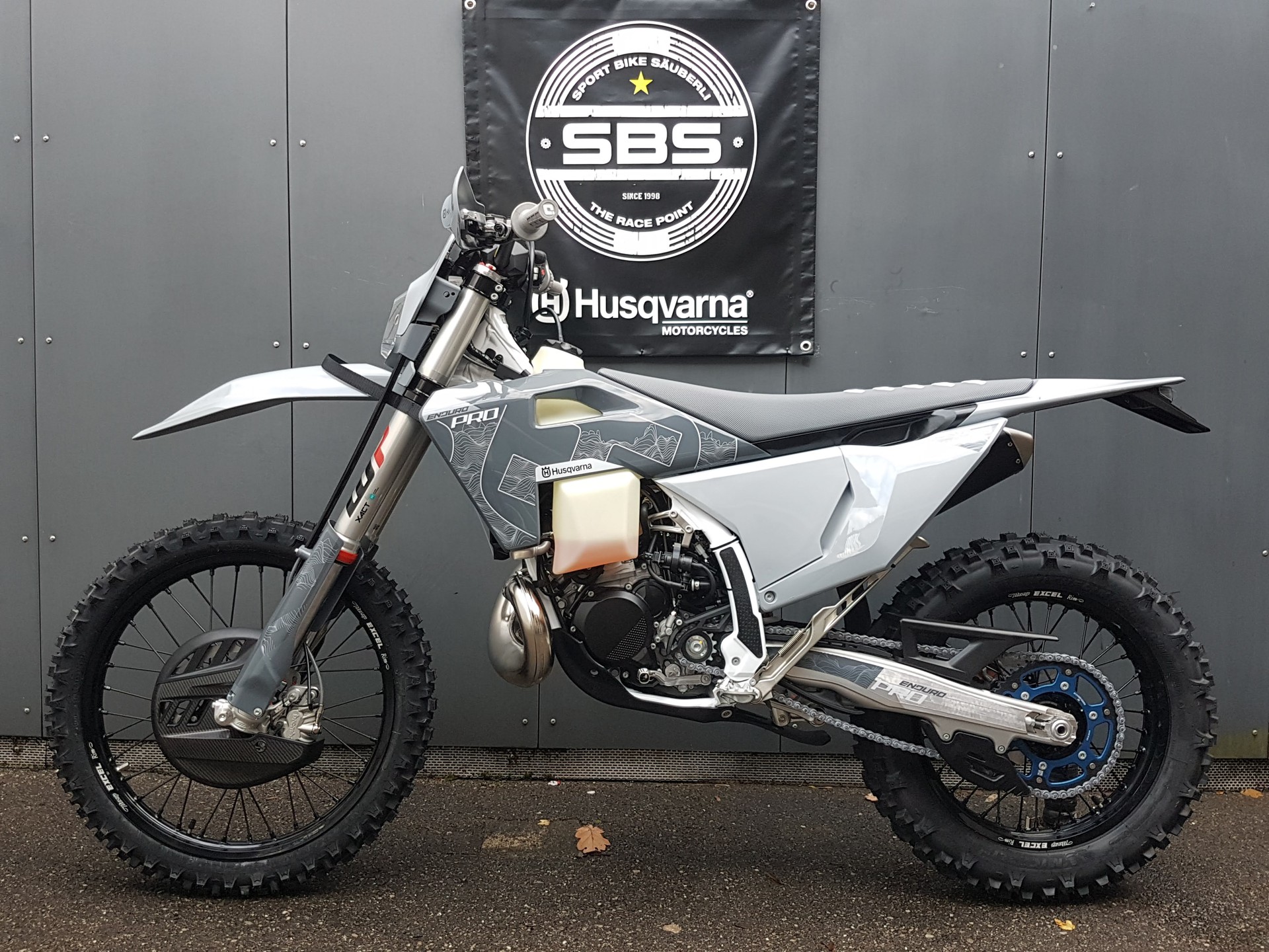 HUSQVARNA 300 i TE 2T-image-1
