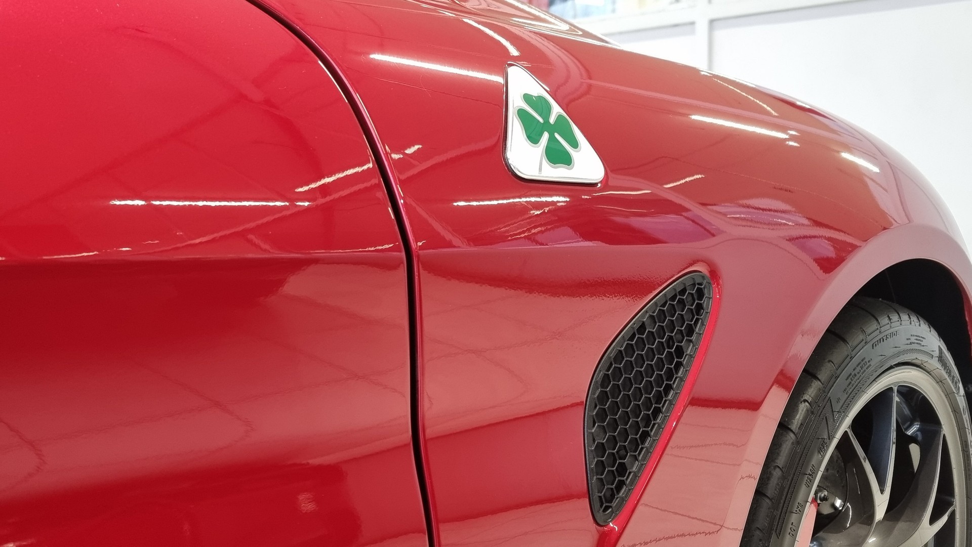 ALFA ROMEO Giulia 2.9 V6 Biturbo Quadrifoglio Competizione-image-9