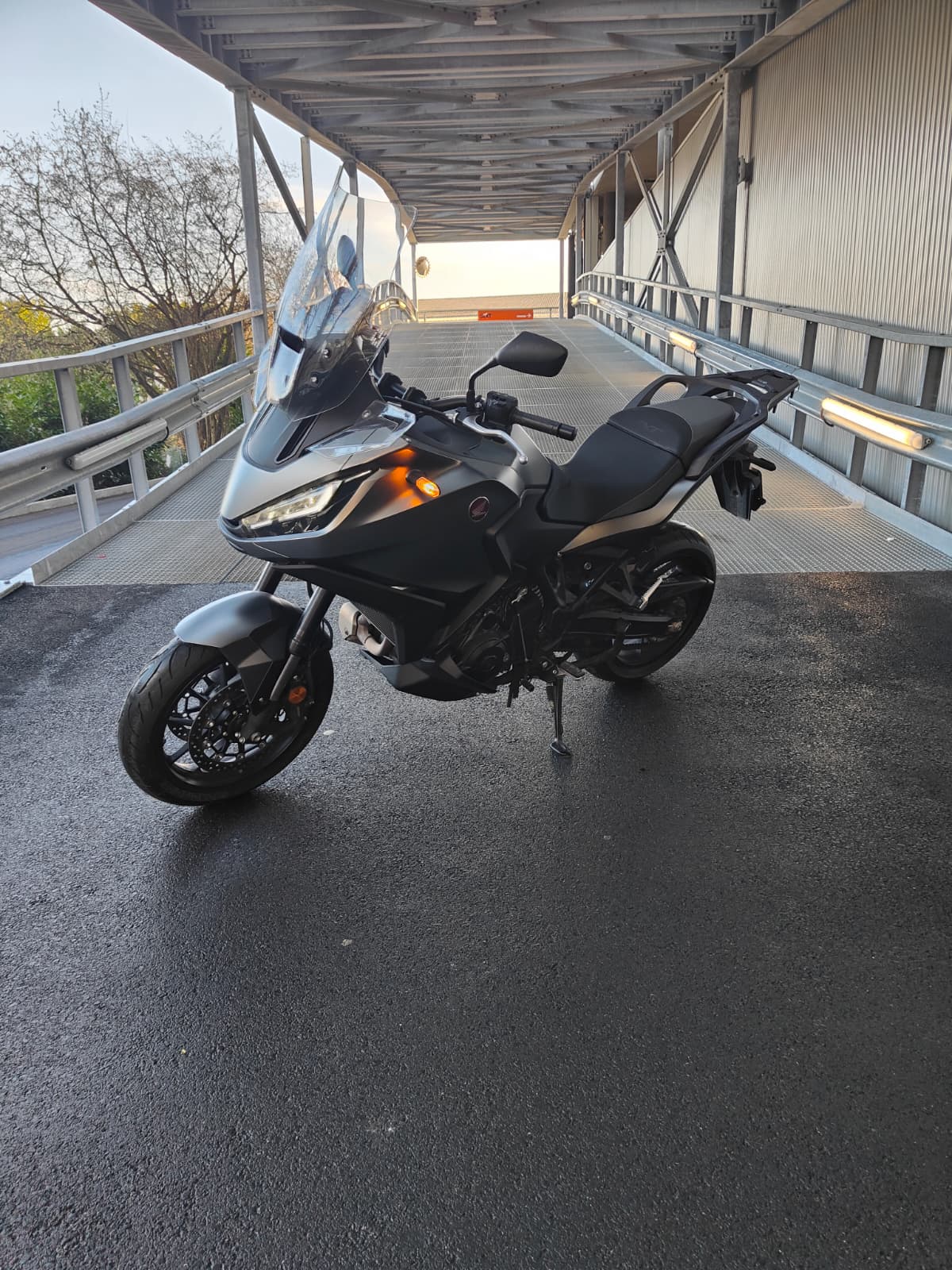HONDA NT 1100-image-3