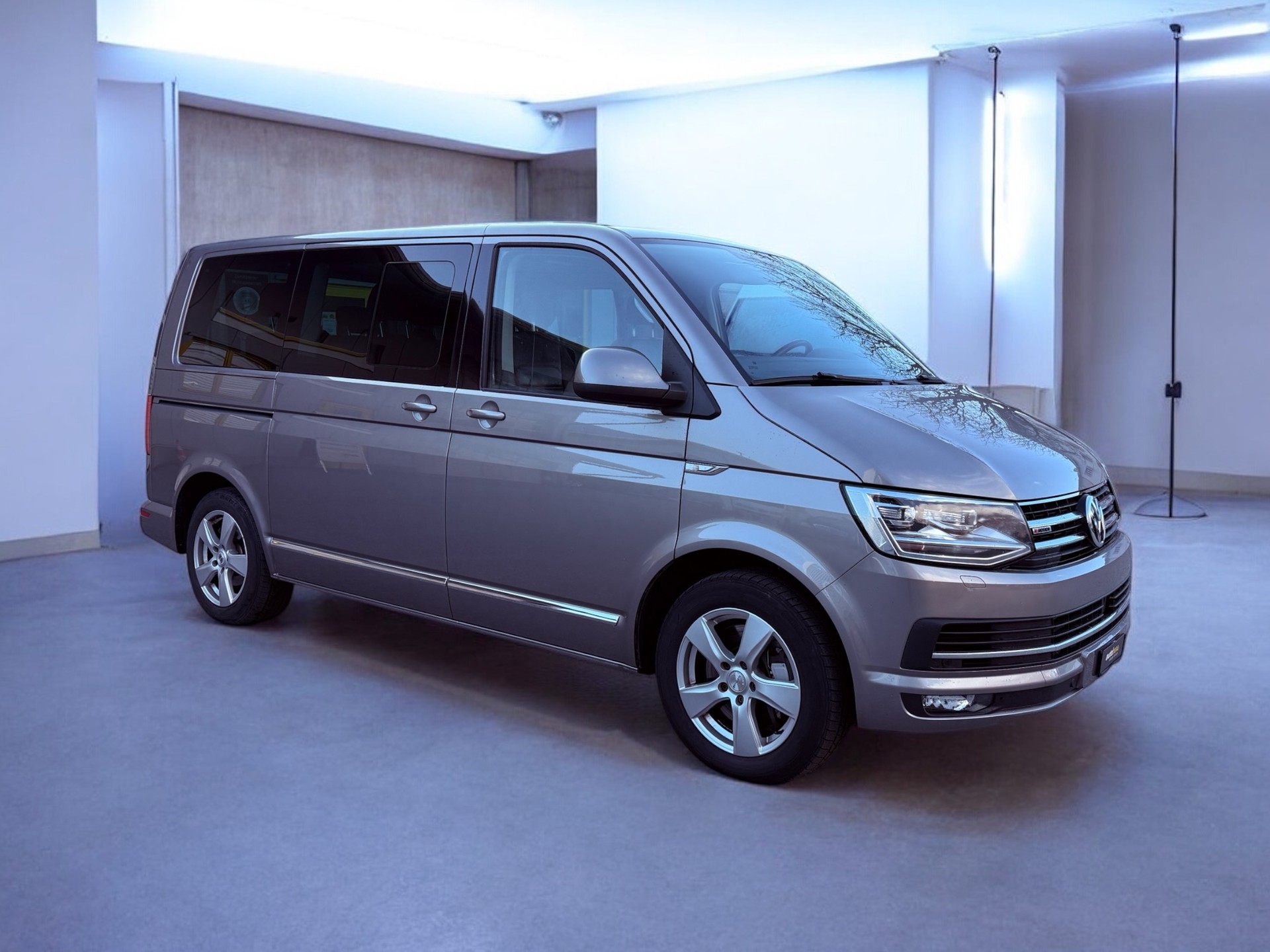 VW T6 Multivan 2.0 Bi-TDI Gen. Six 4x4 204PS-image-1