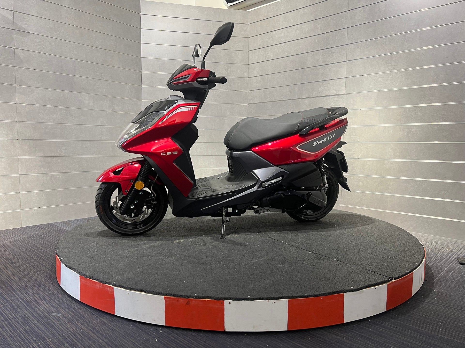 SYM FNX 125-image-1