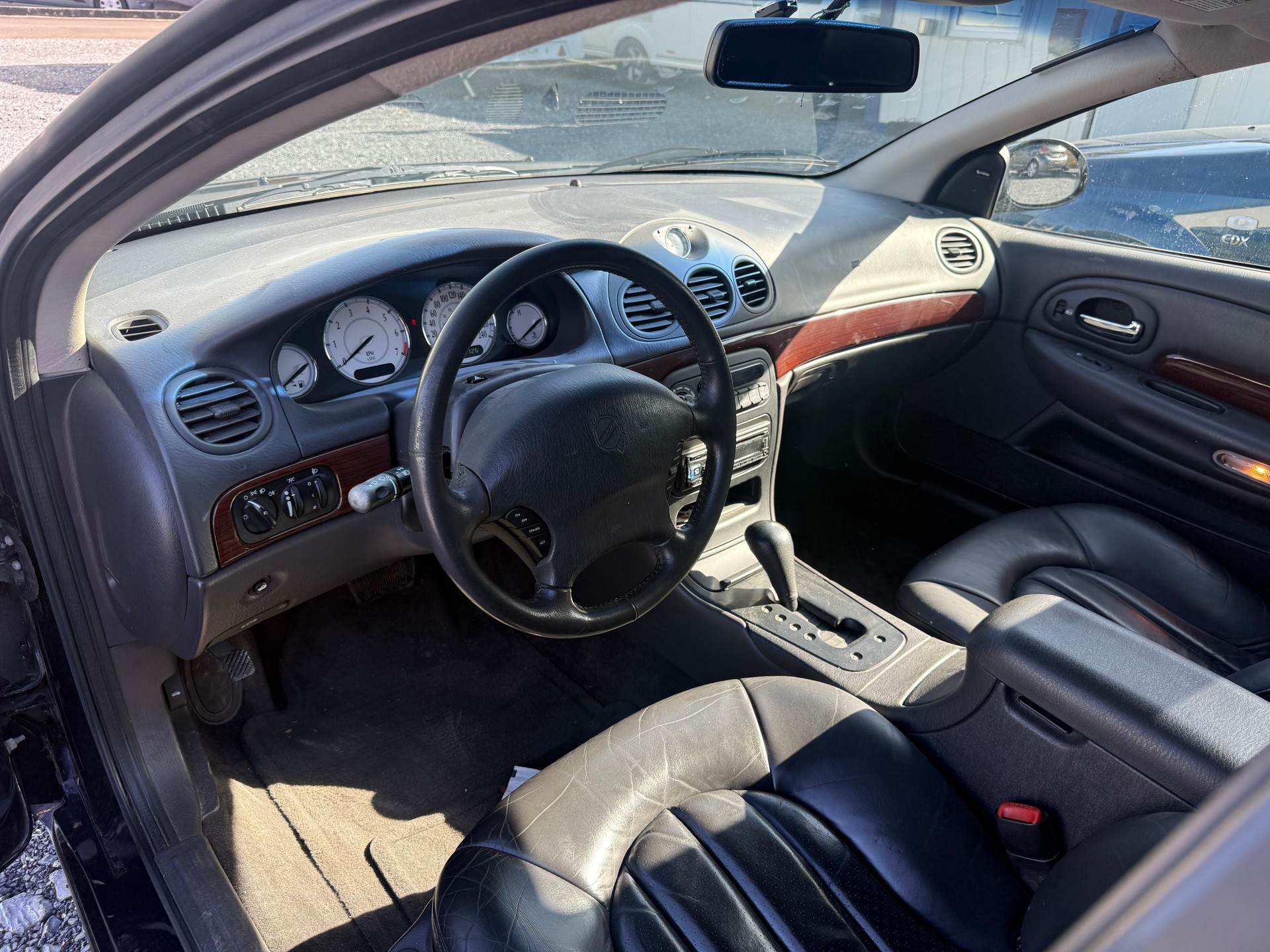 CHRYSLER 300M-image-6