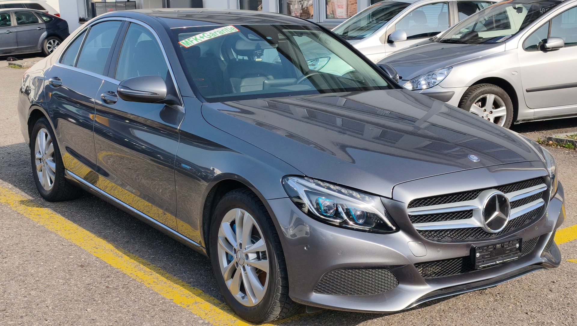 MERCEDES-BENZ C 350 e Avantgarde 7G-Tronic HYBRID-image-17