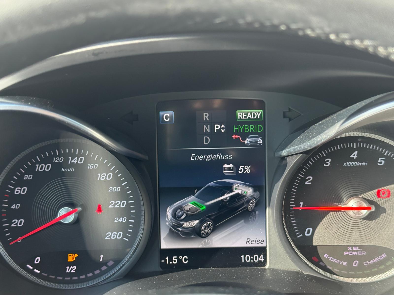 MERCEDES-BENZ C 350 e Avantgarde 7G-Tronic HYBRID-image-22