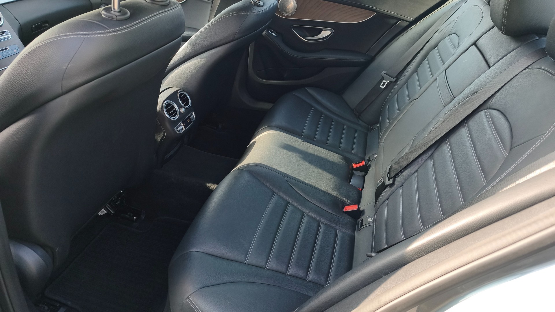 MERCEDES-BENZ C 350 e Avantgarde 7G-Tronic HYBRID-image-26