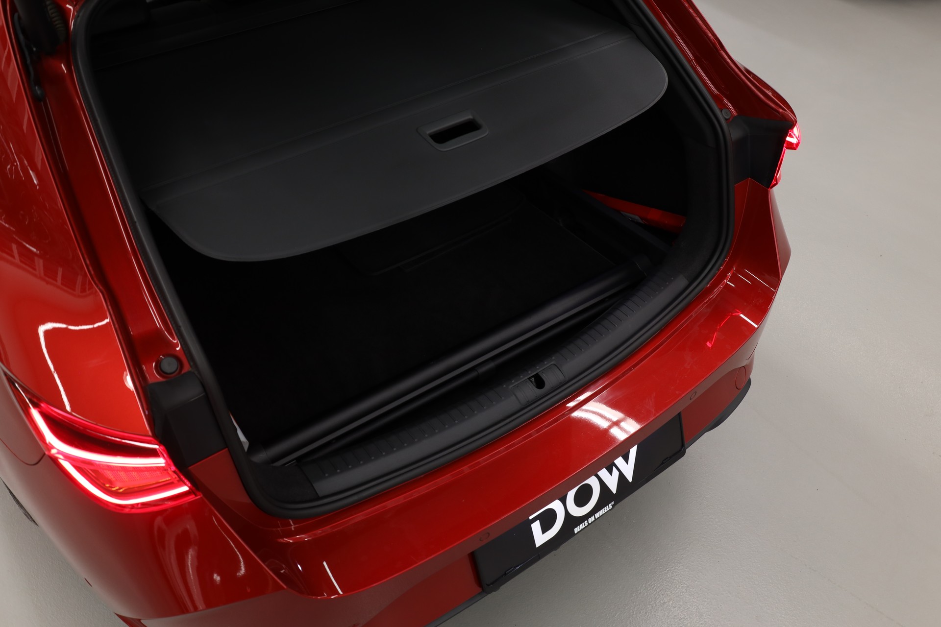 CUPRA Leon ST 2.0 TSI 370 VZ Cup 4Drive DSG-image-12
