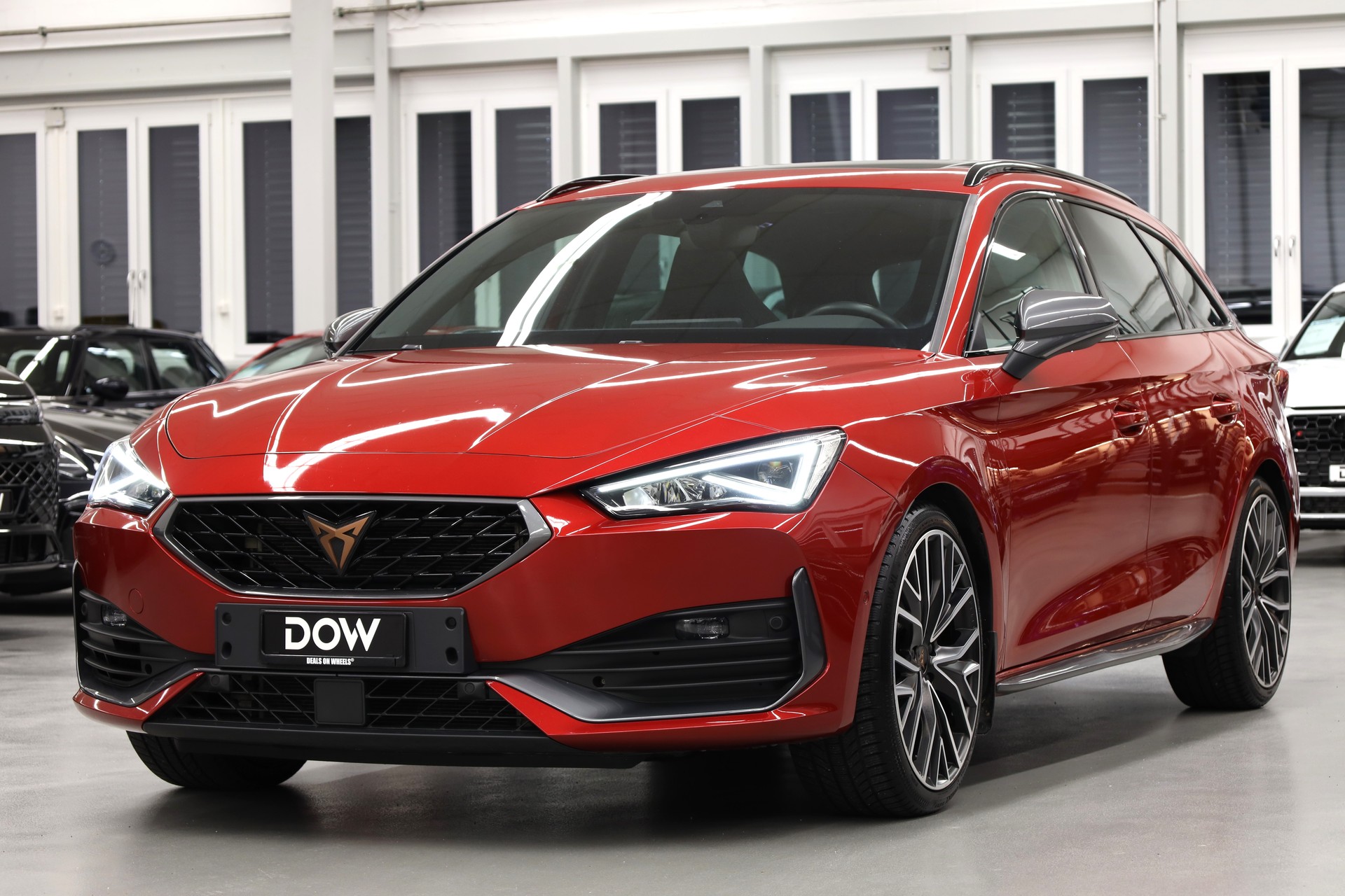 CUPRA Leon ST 2.0 TSI 370 VZ Cup 4Drive DSG-showroom-element-2