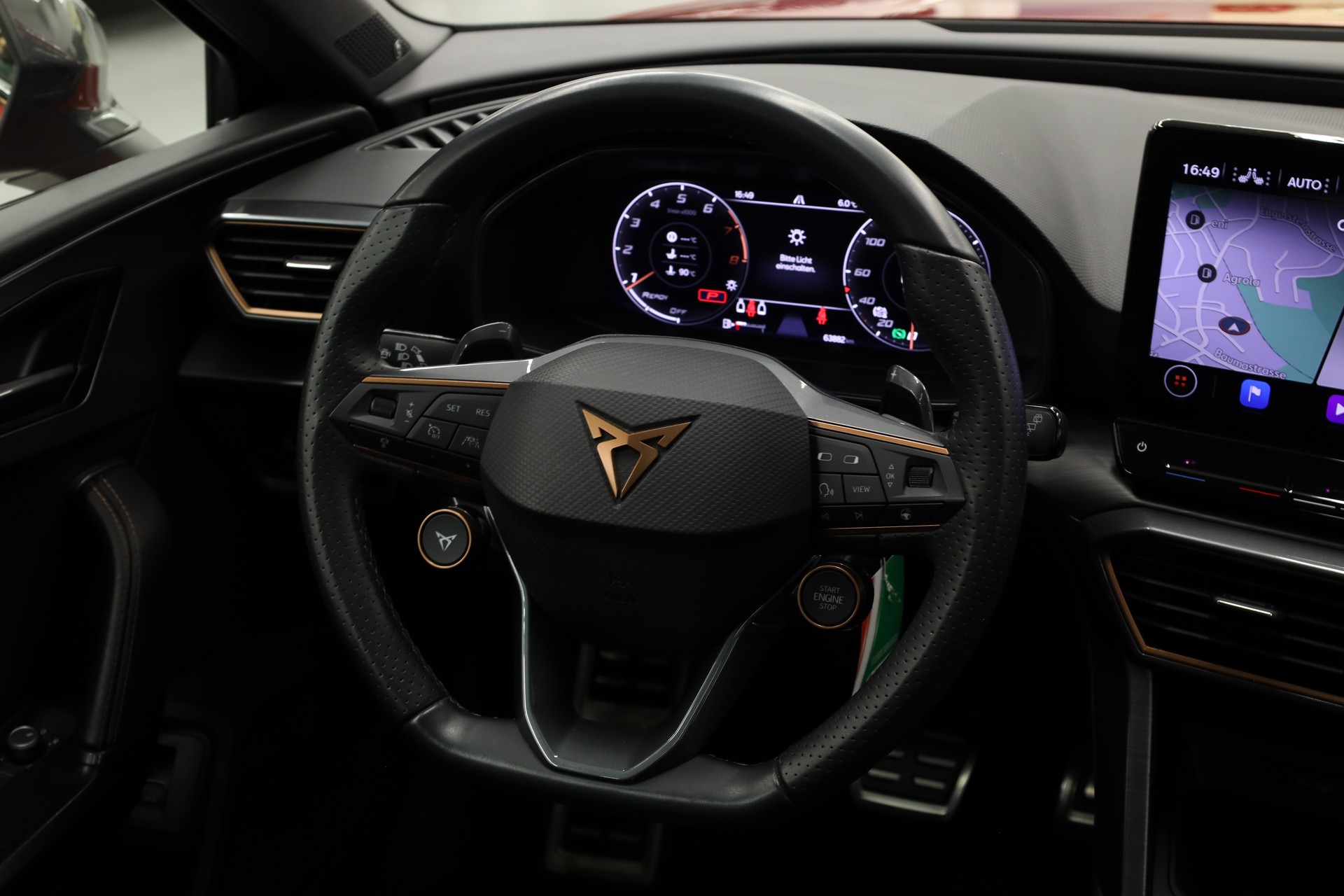 CUPRA Leon ST 2.0 TSI 370 VZ Cup 4Drive DSG-image-18