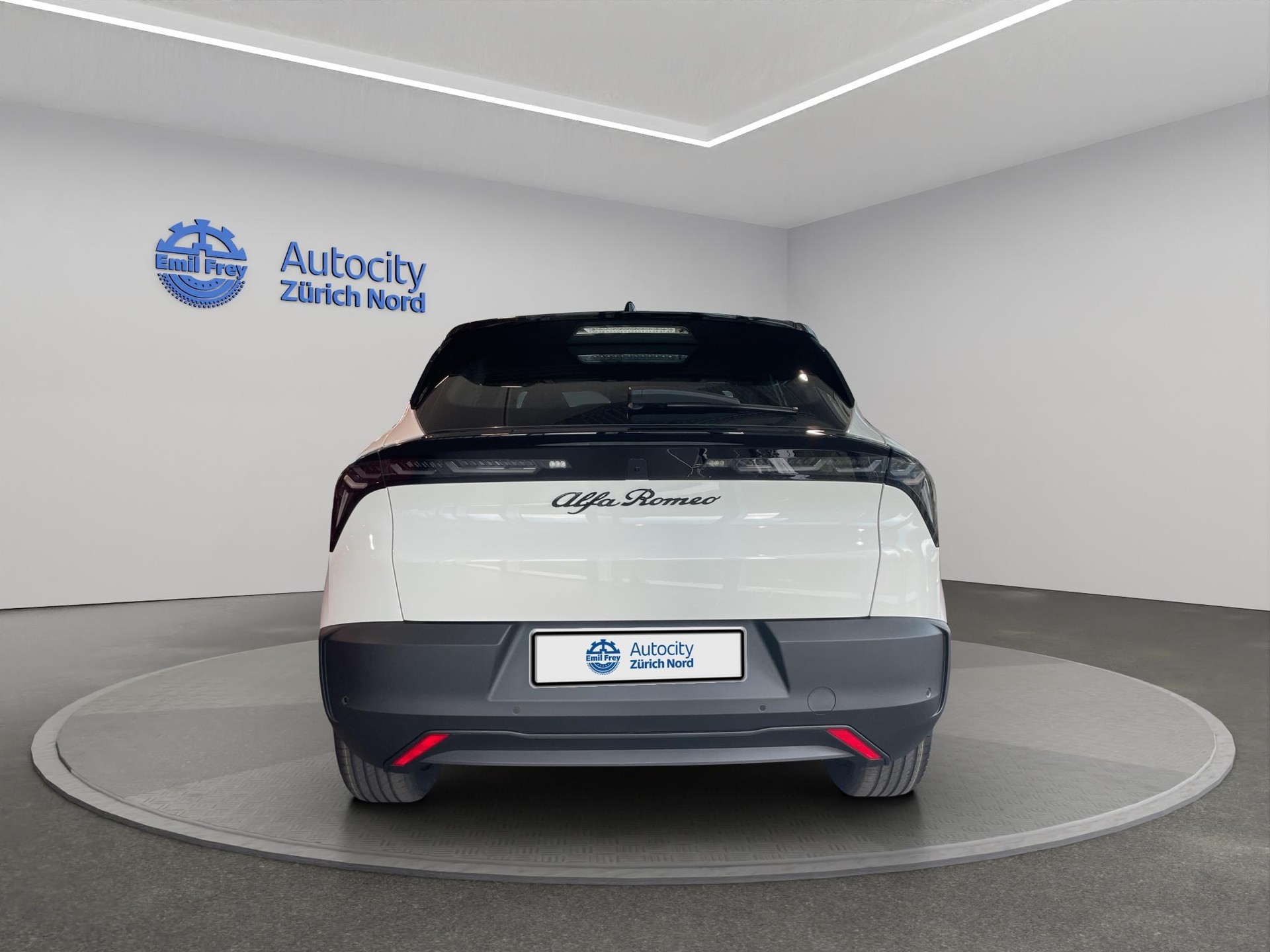 ALFA ROMEO Junior Elettrica-showroom-element-2