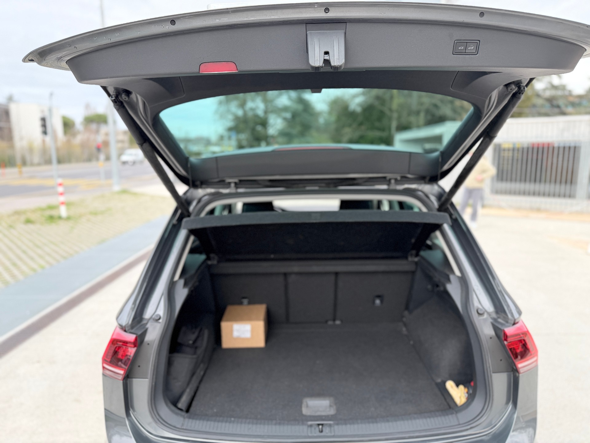 VW Tiguan 2.0TSI Comfortline 4Motion DSG-image-6