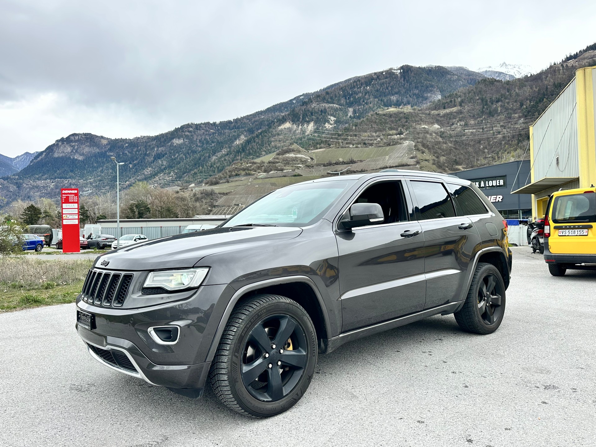 JEEP Grand Cherokee 3.0 CRD Platium Edition-image-1