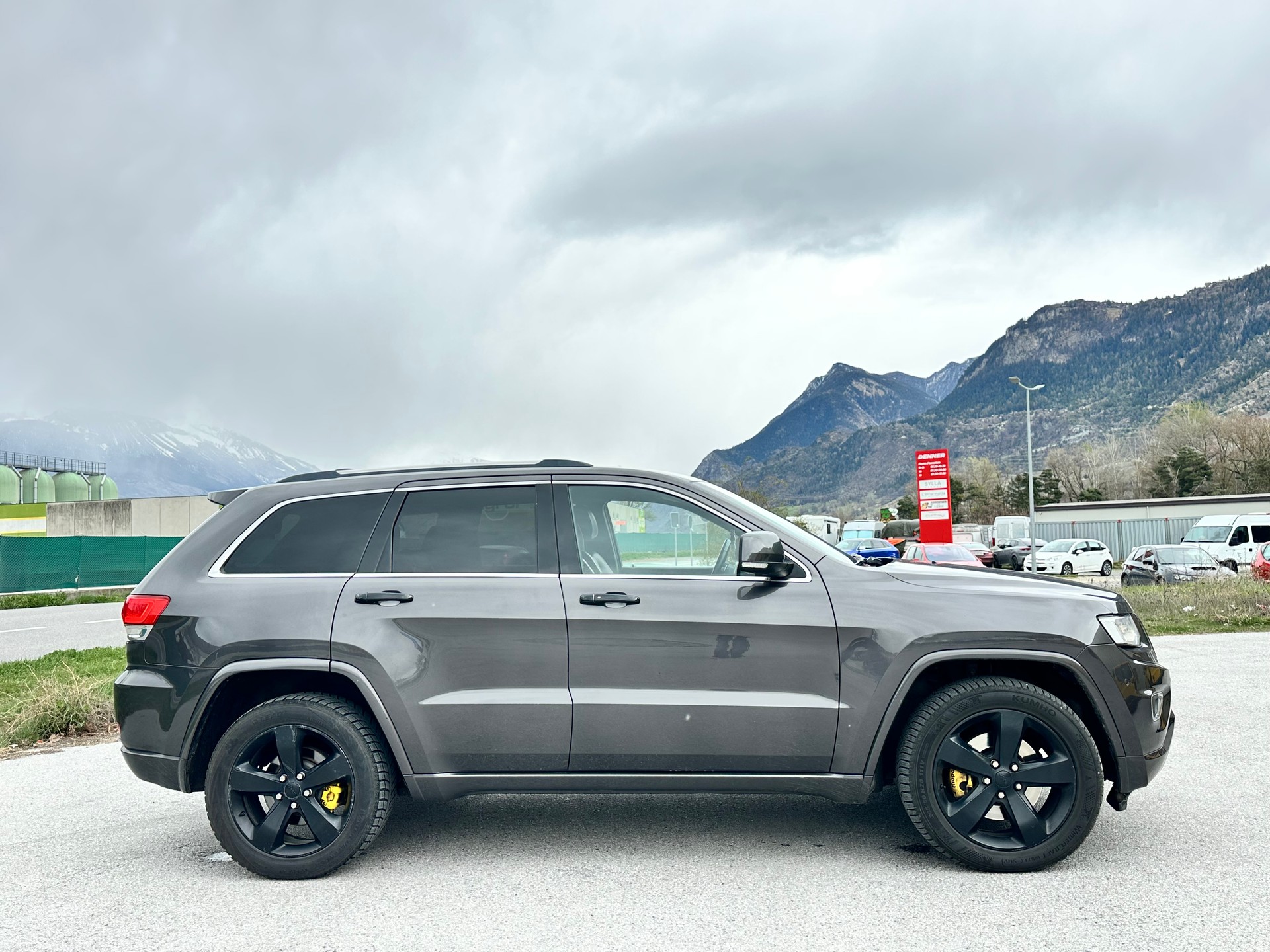 JEEP Grand Cherokee 3.0 CRD Platium Edition-image-4