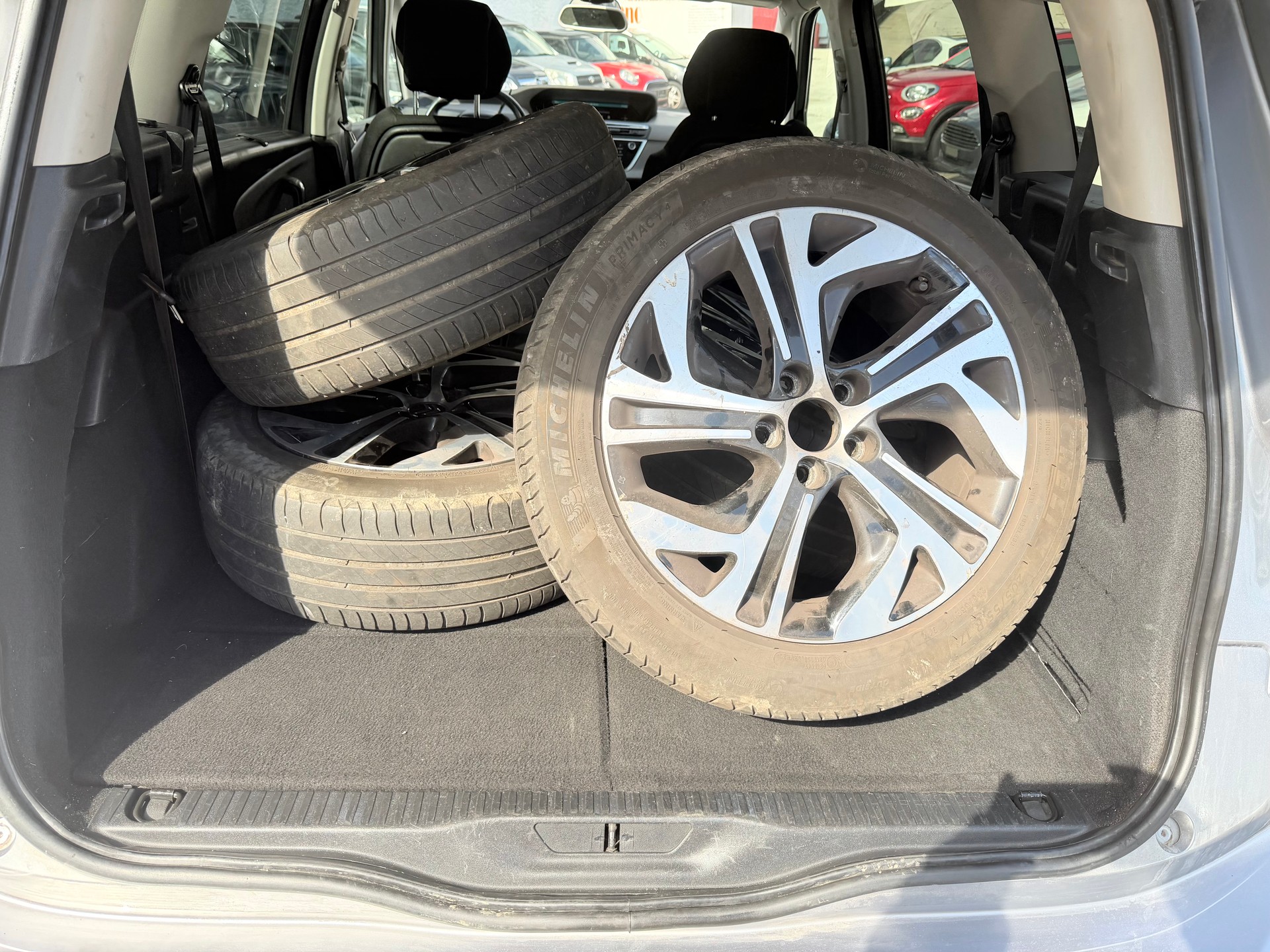 CITROEN Grand C4 Picasso 1.6i 16V THP Feel Edition EAT6-image-12