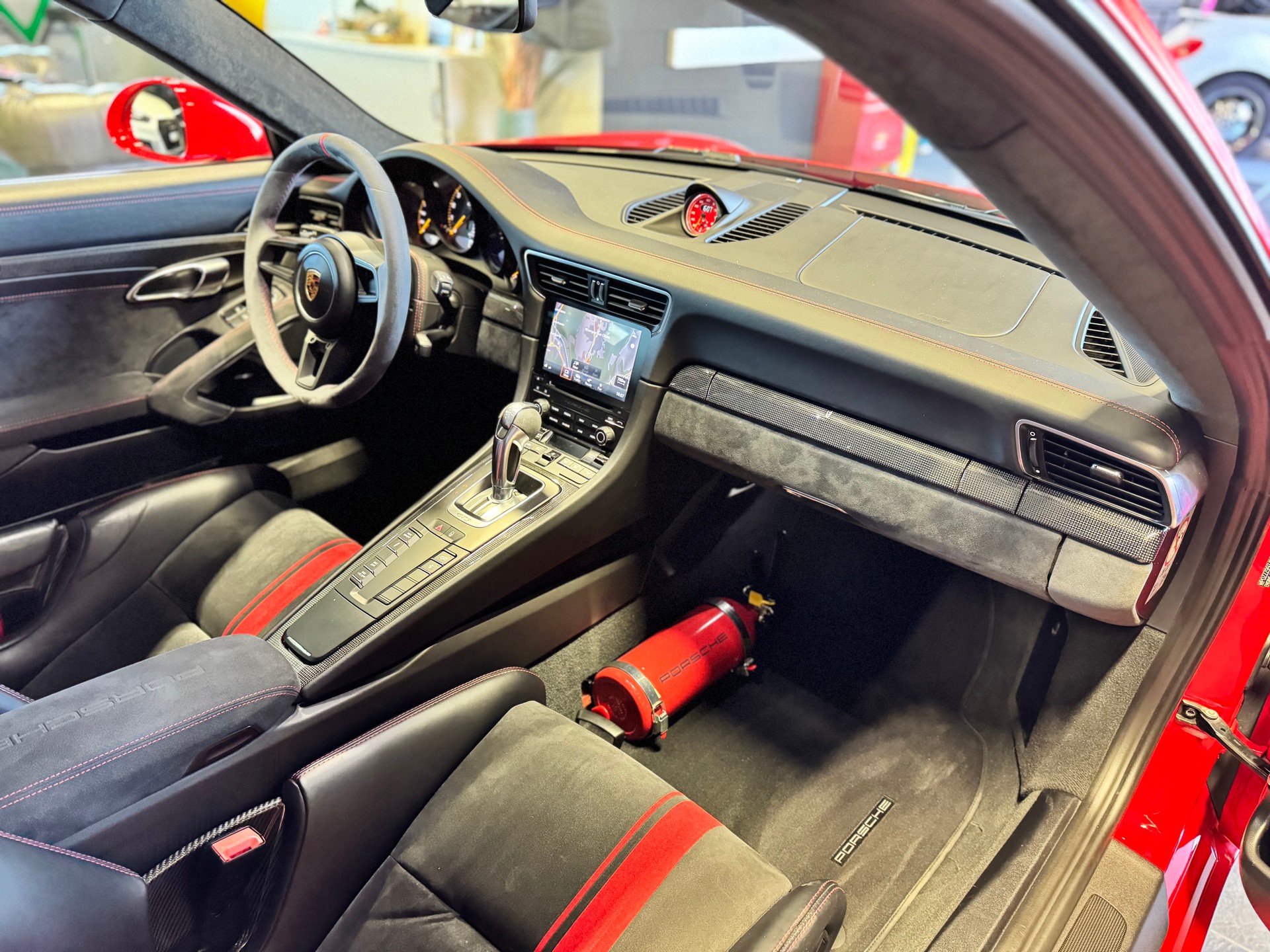 PORSCHE 911 GT3 PDK *RED DIAMOND*CLUBSPORT*-image-10