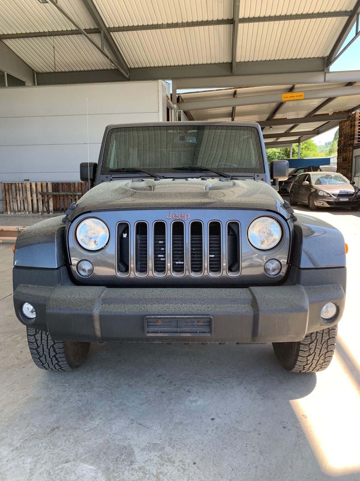 JEEP Wrangler 2.8CRD Unlimited 75th Anniversary Automat-image-1