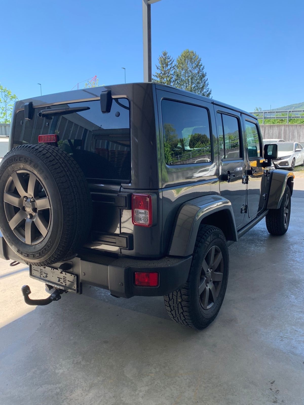 JEEP Wrangler 2.8CRD Unlimited 75th Anniversary Automat-image-3