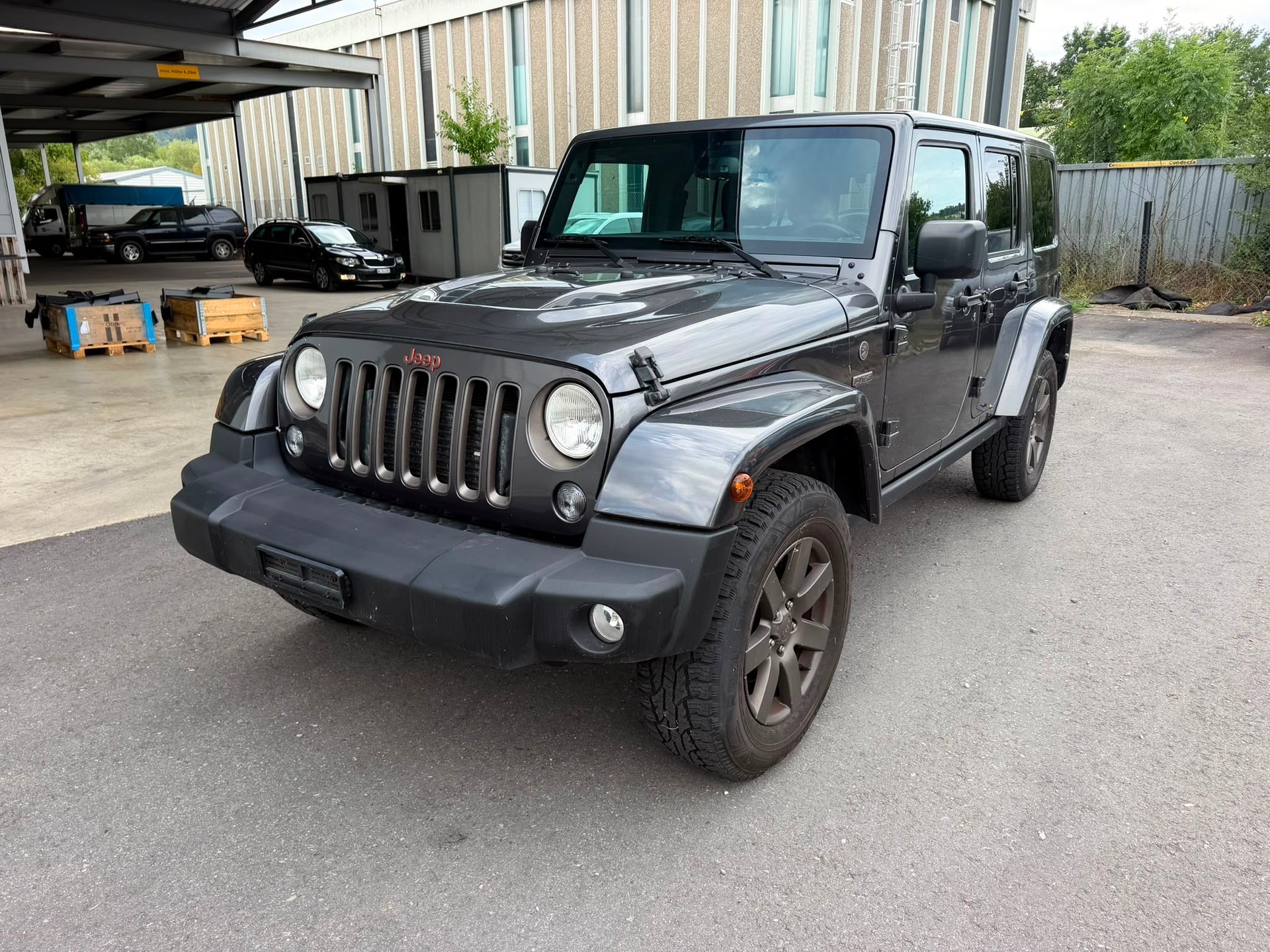 JEEP Wrangler 2.8CRD Unlimited 75th Anniversary Automat-image-2