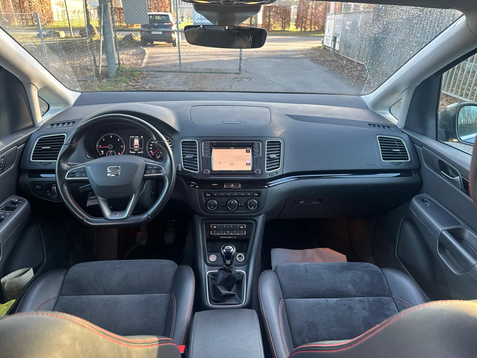 SEAT Alhambra 2.0 TDI FR Line-image-11