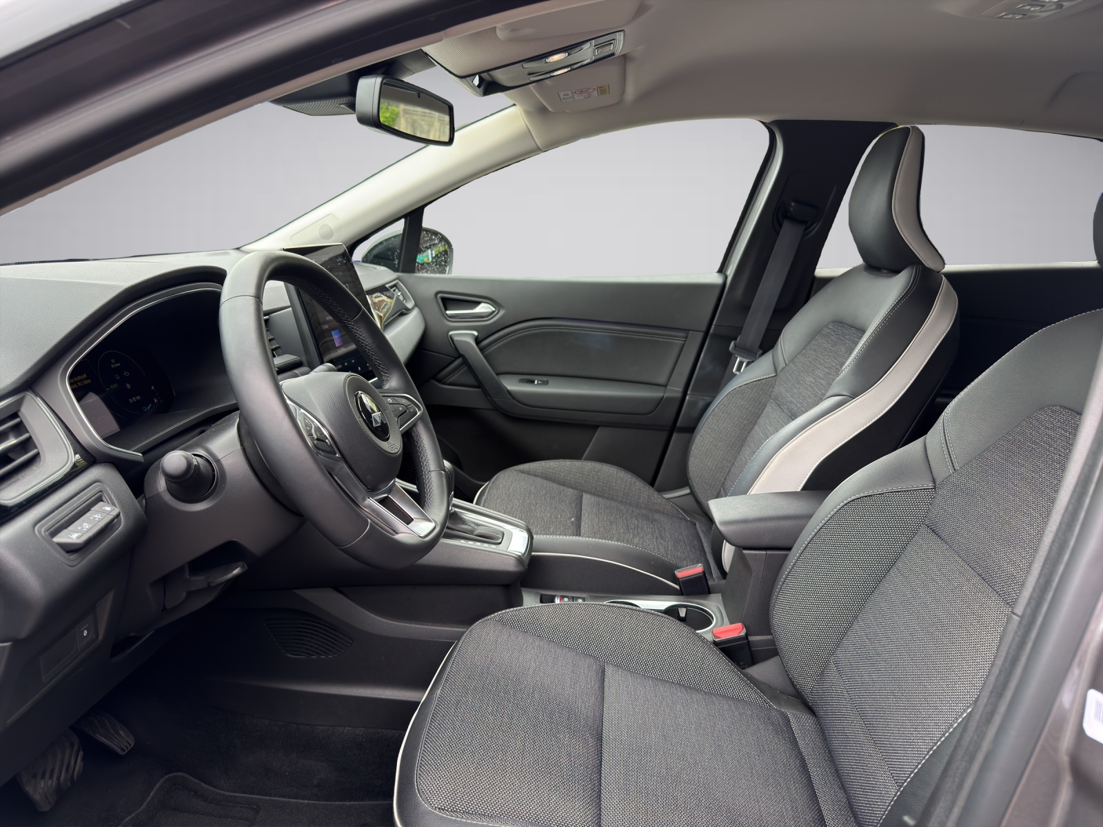MITSUBISHI ASX 1.6 PHEV Intense-image-8