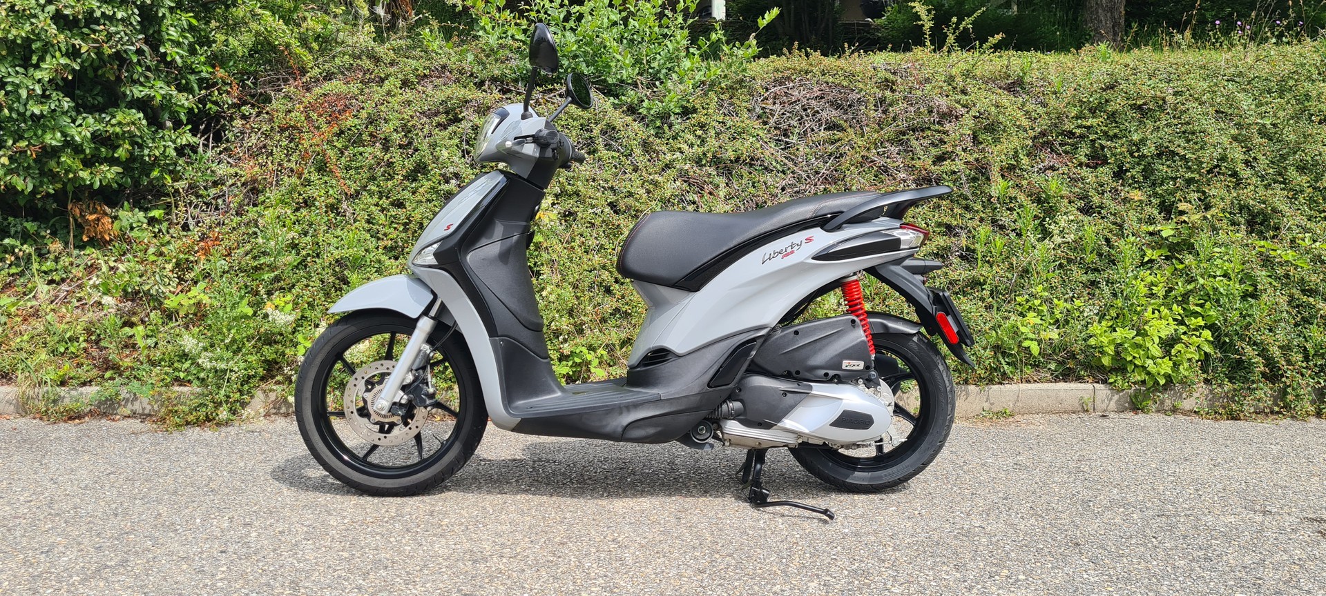 PIAGGIO Liberty 125 Sport-image-3